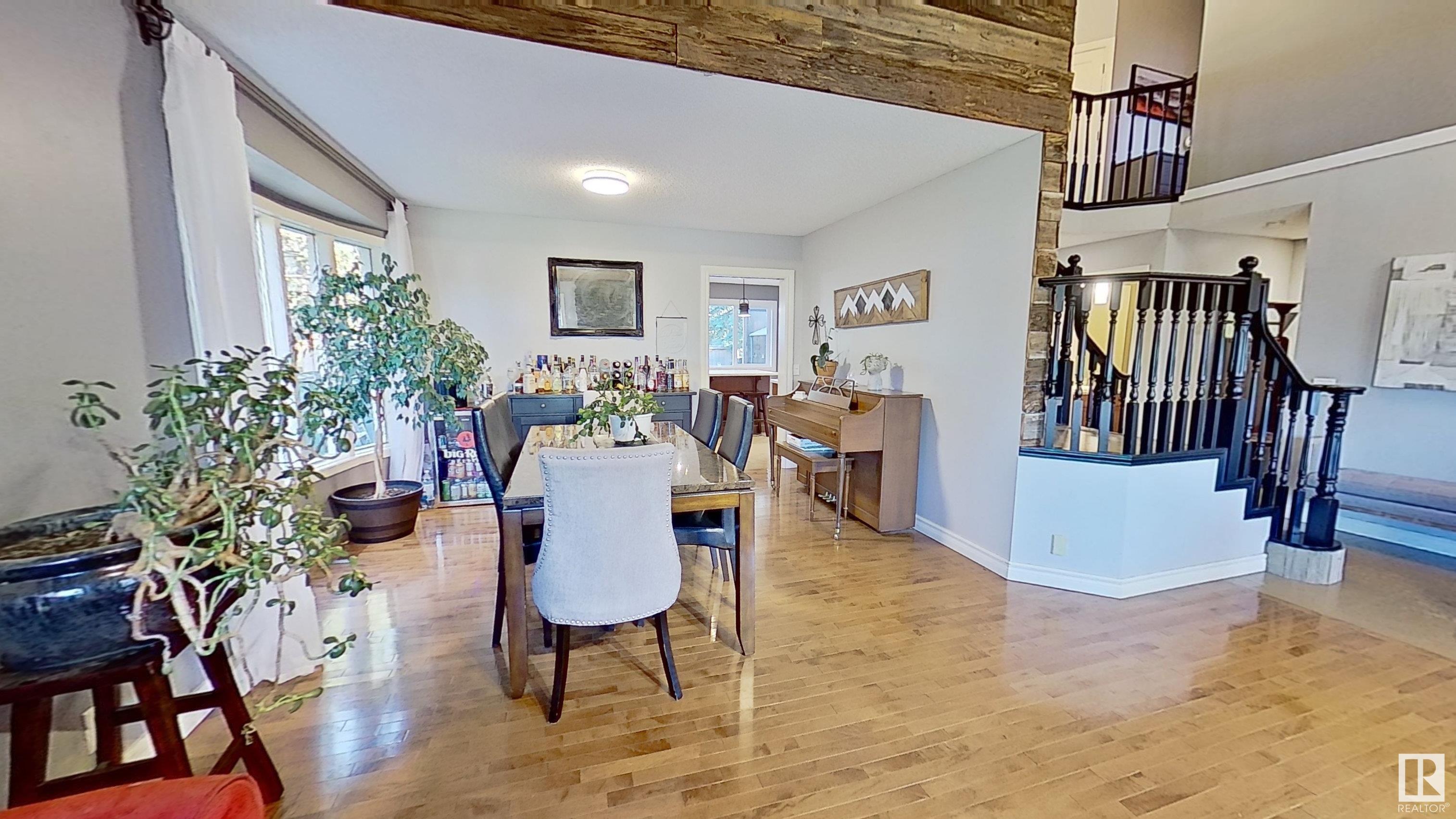 442 VILLAGE Drive