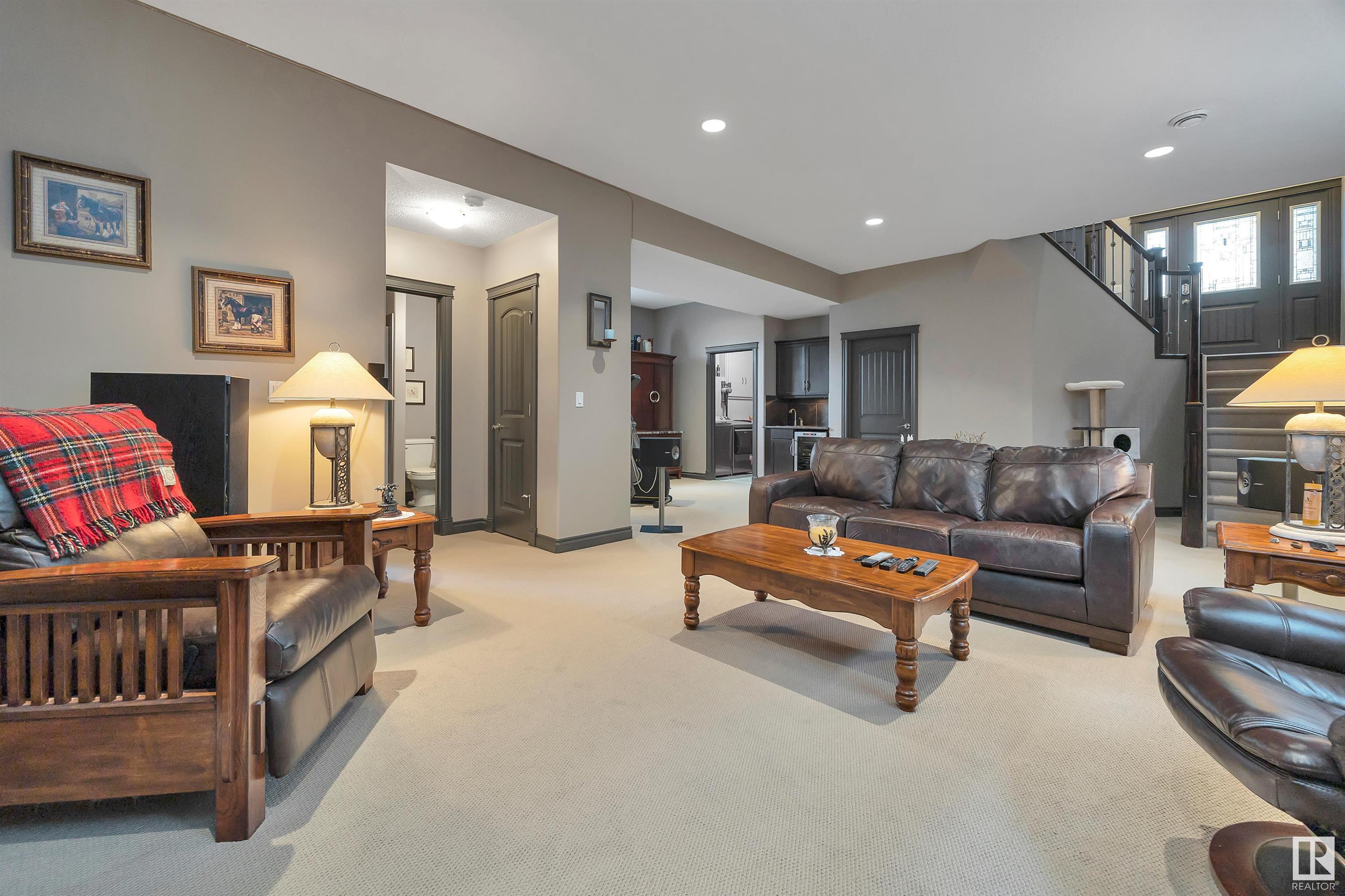 50 HERON Point(e)
