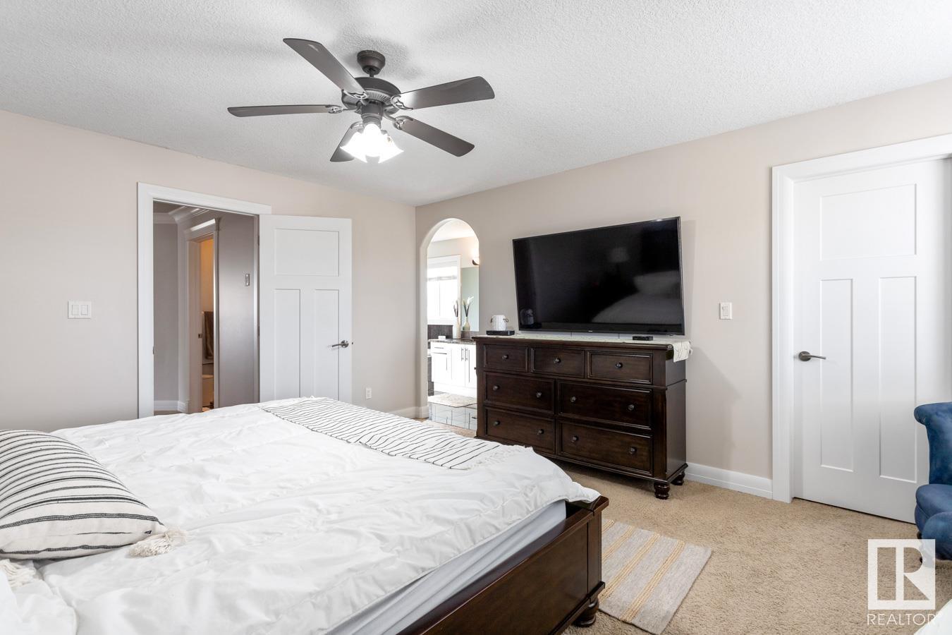 903 REGENCY Drive