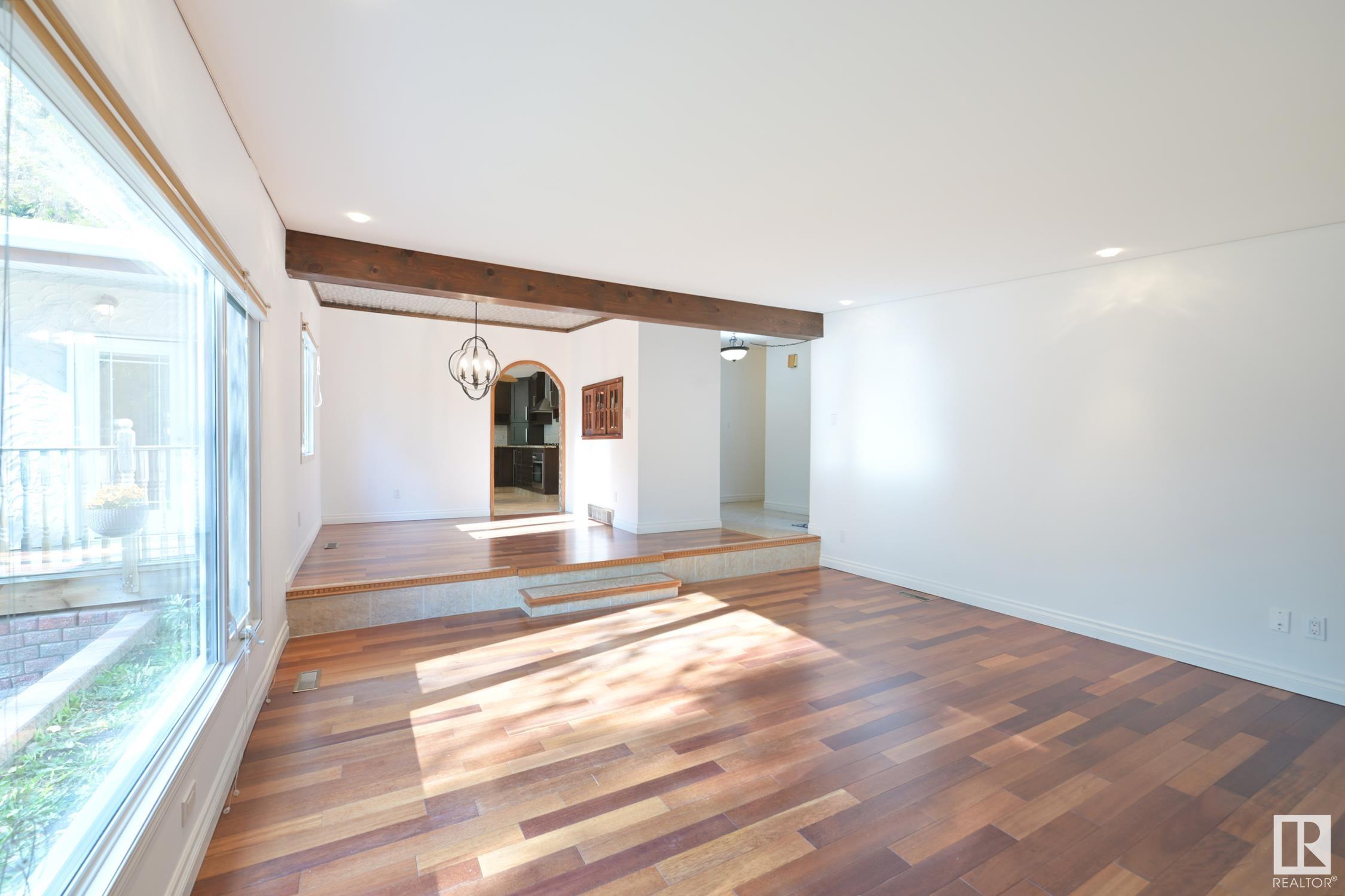 15 GARCIA Place