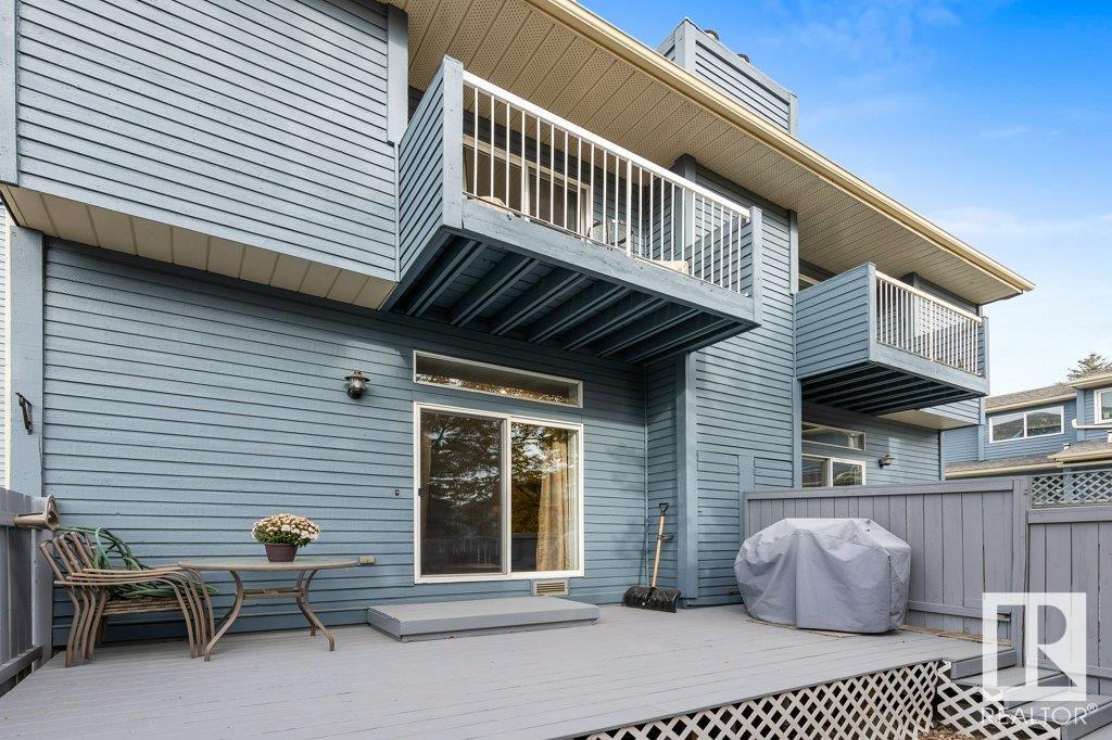 412 LAKESIDE Green