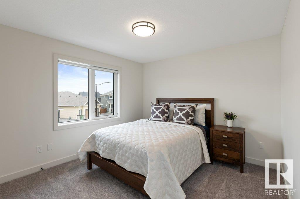 28 ROBERGE Close