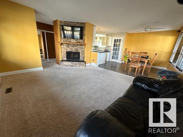 43 ABBEY Crescent NW
