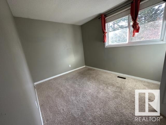 43 ABBEY Crescent NW