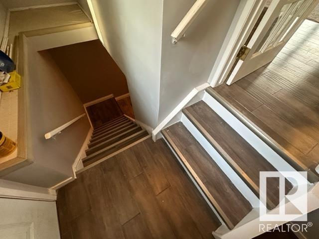 43 ABBEY Crescent NW