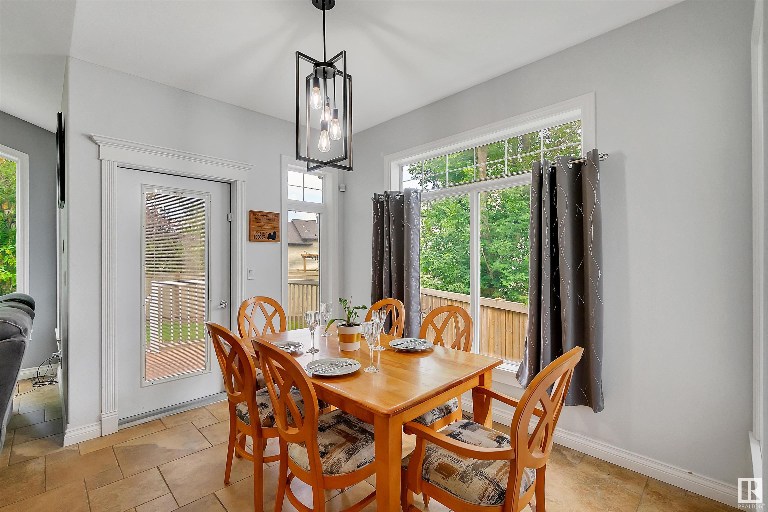 28 Lakewood Cove S