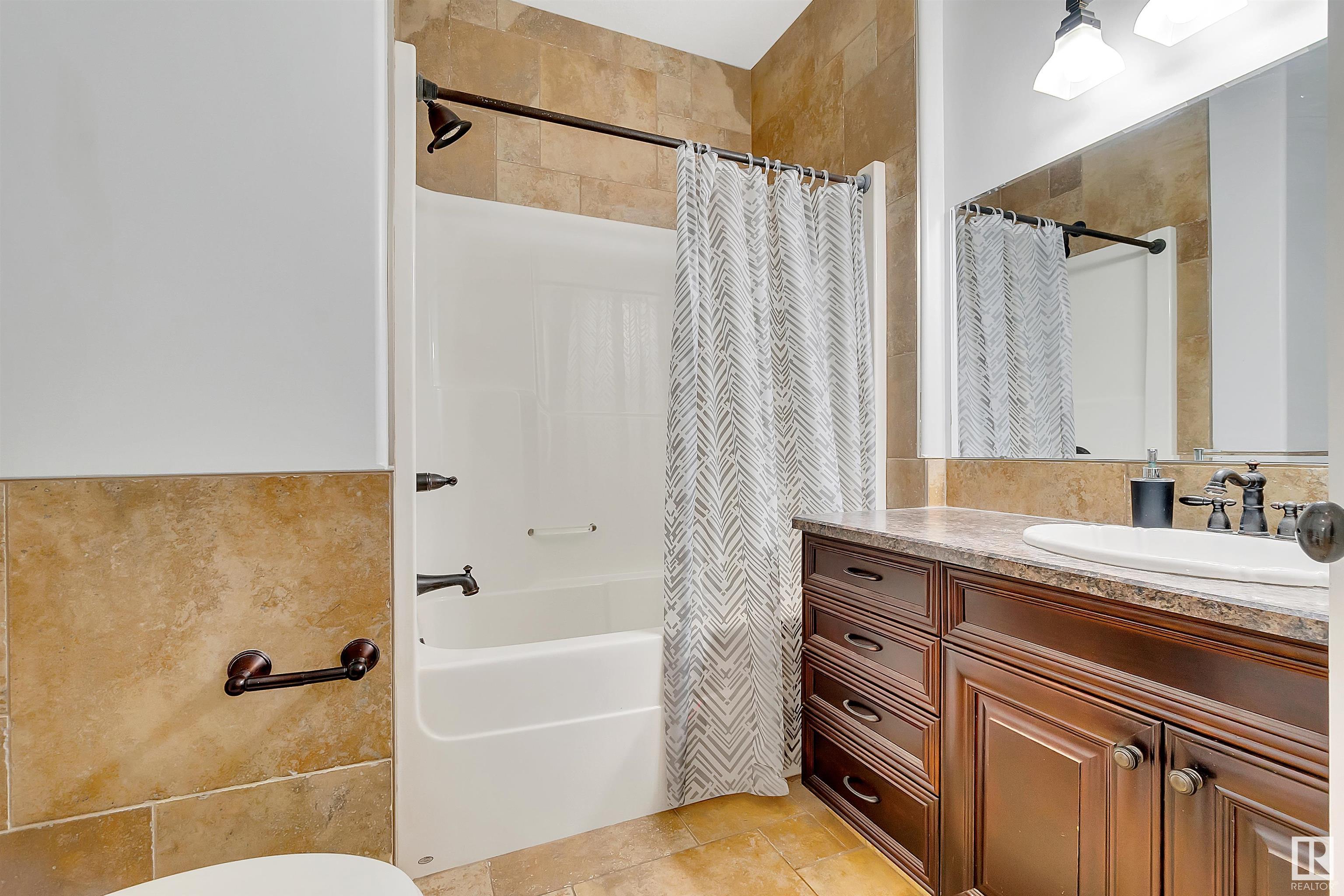 28 Lakewood Cove S