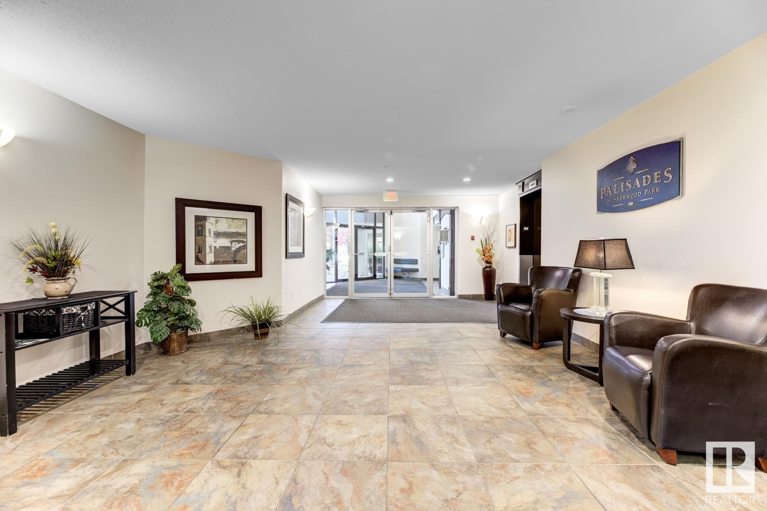 128 300 PALISADES Way