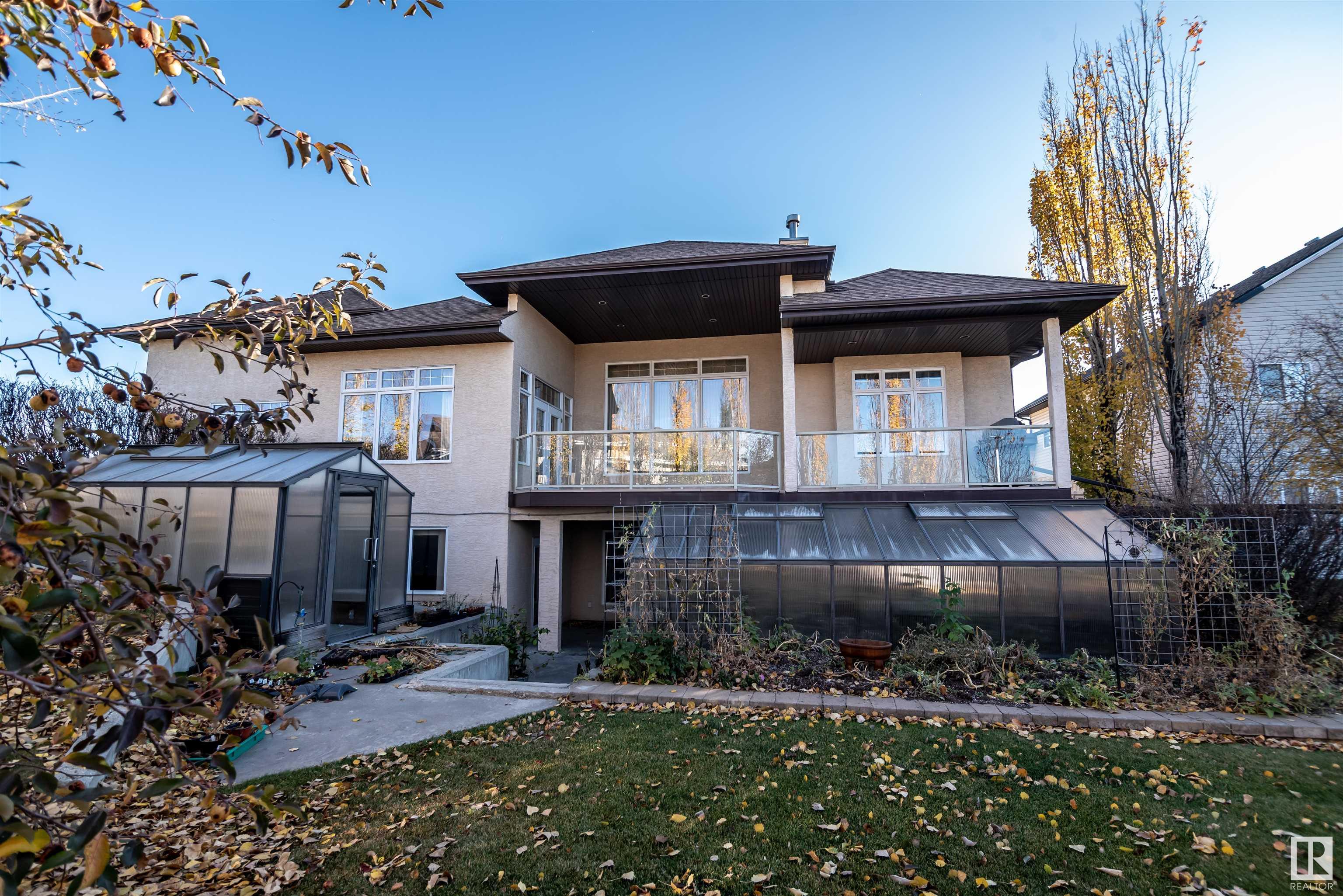 1 HUNTINGTON Drive