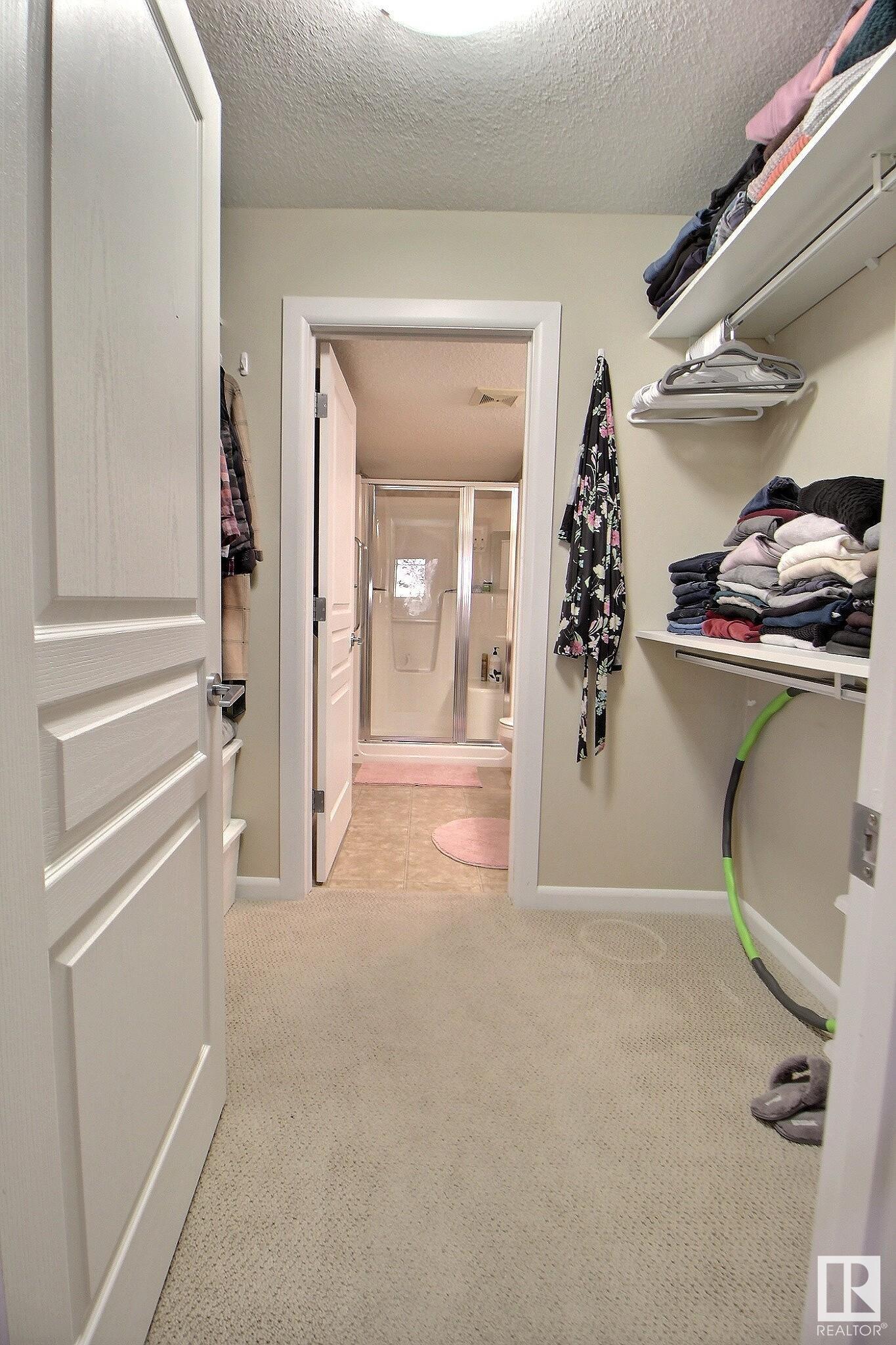 117 300 PALISADES Way