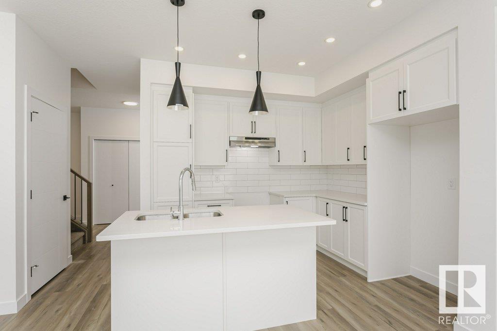 416 GENESIS Court