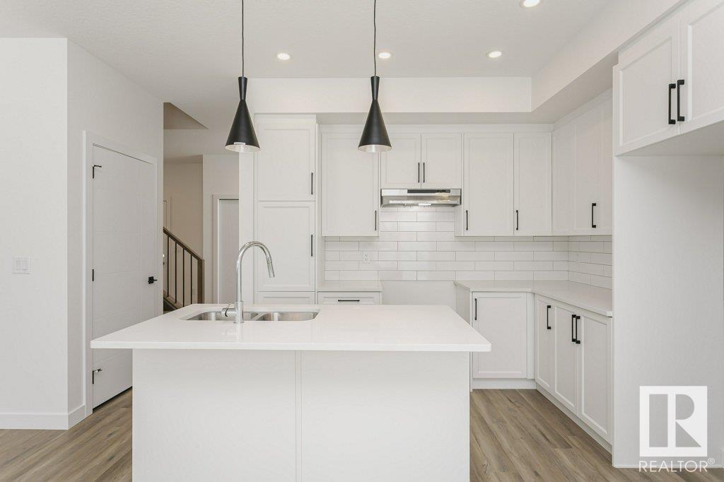 416 GENESIS Court