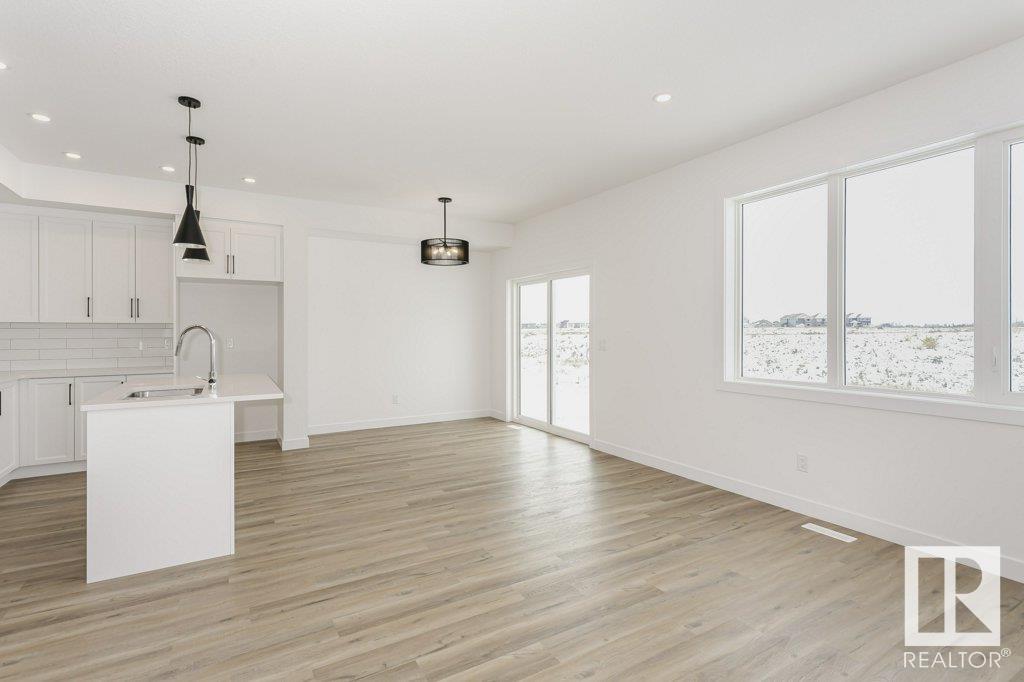 416 GENESIS Court