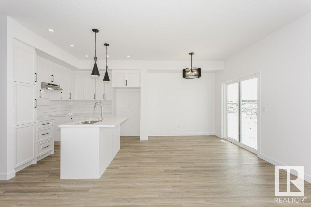 416 GENESIS Court