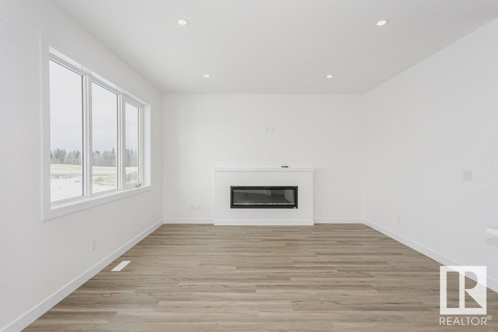 416 GENESIS Court