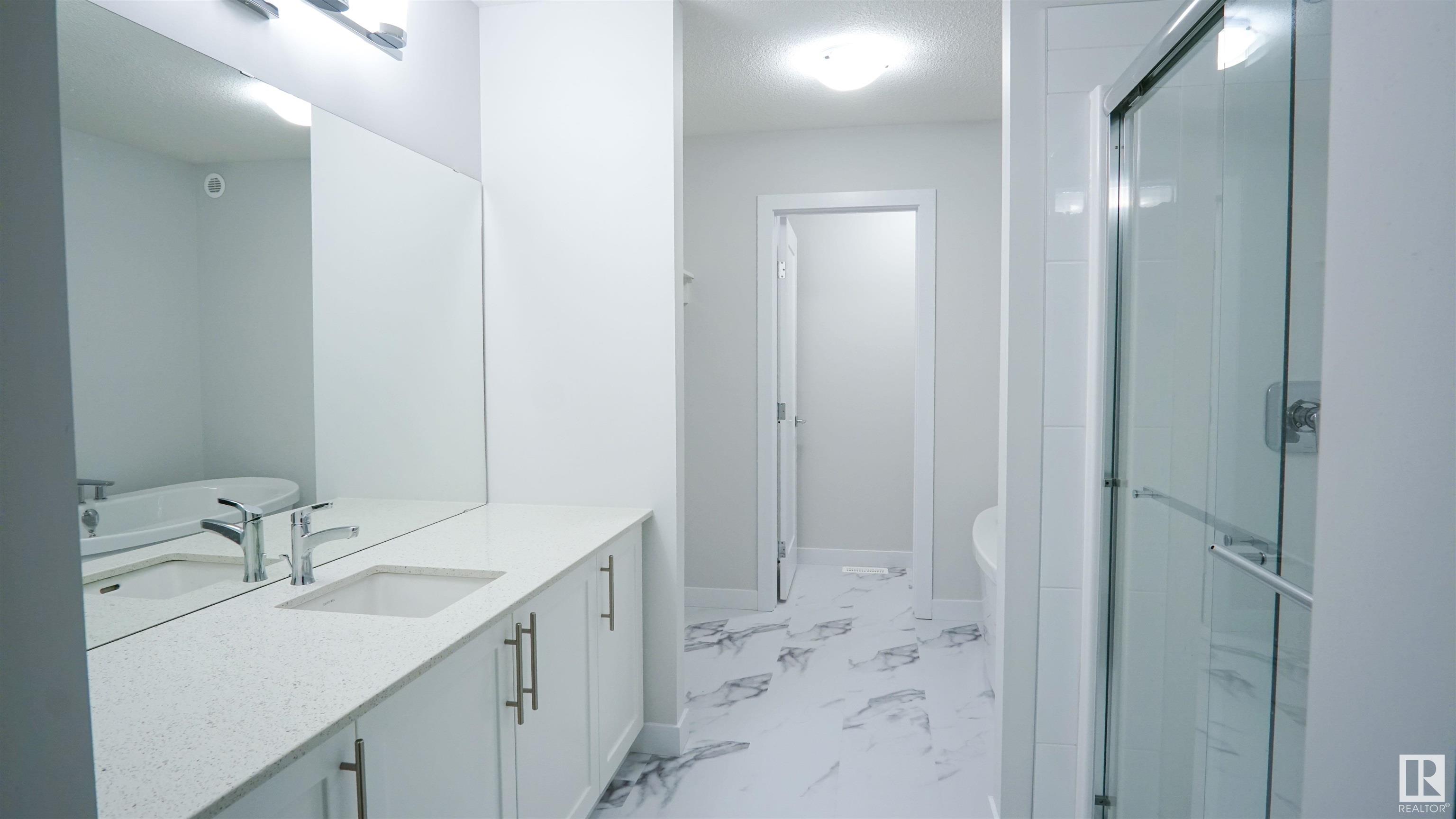 2019 157 Street SW