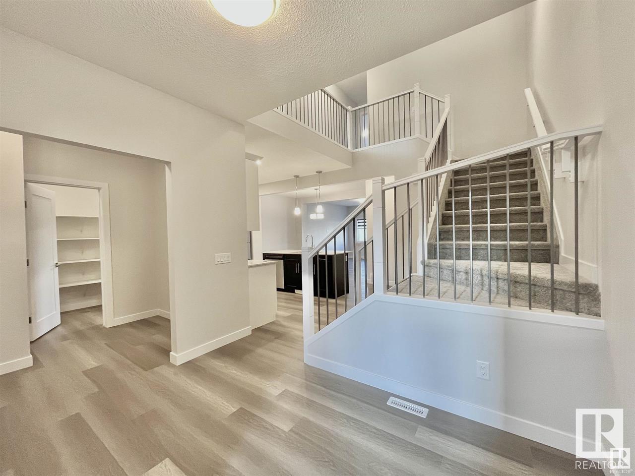 2019 157 Street SW