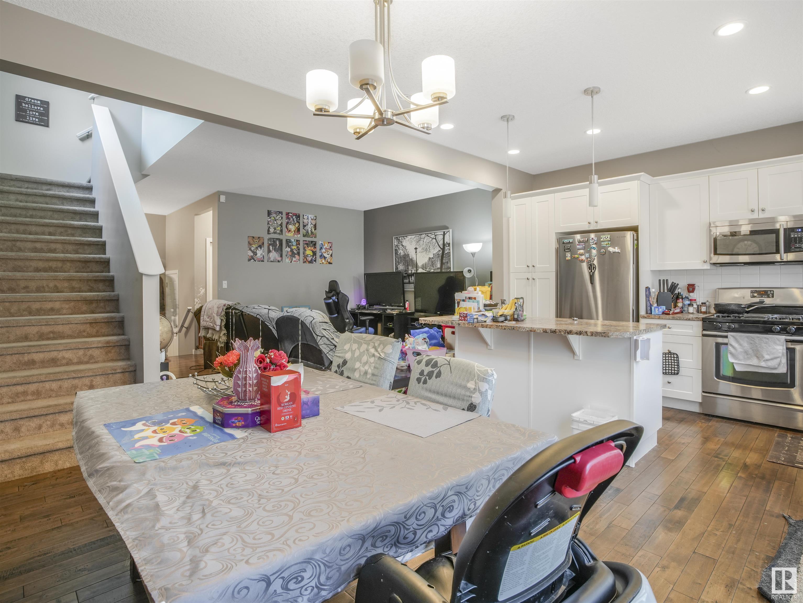 411 SIMMONDS Way