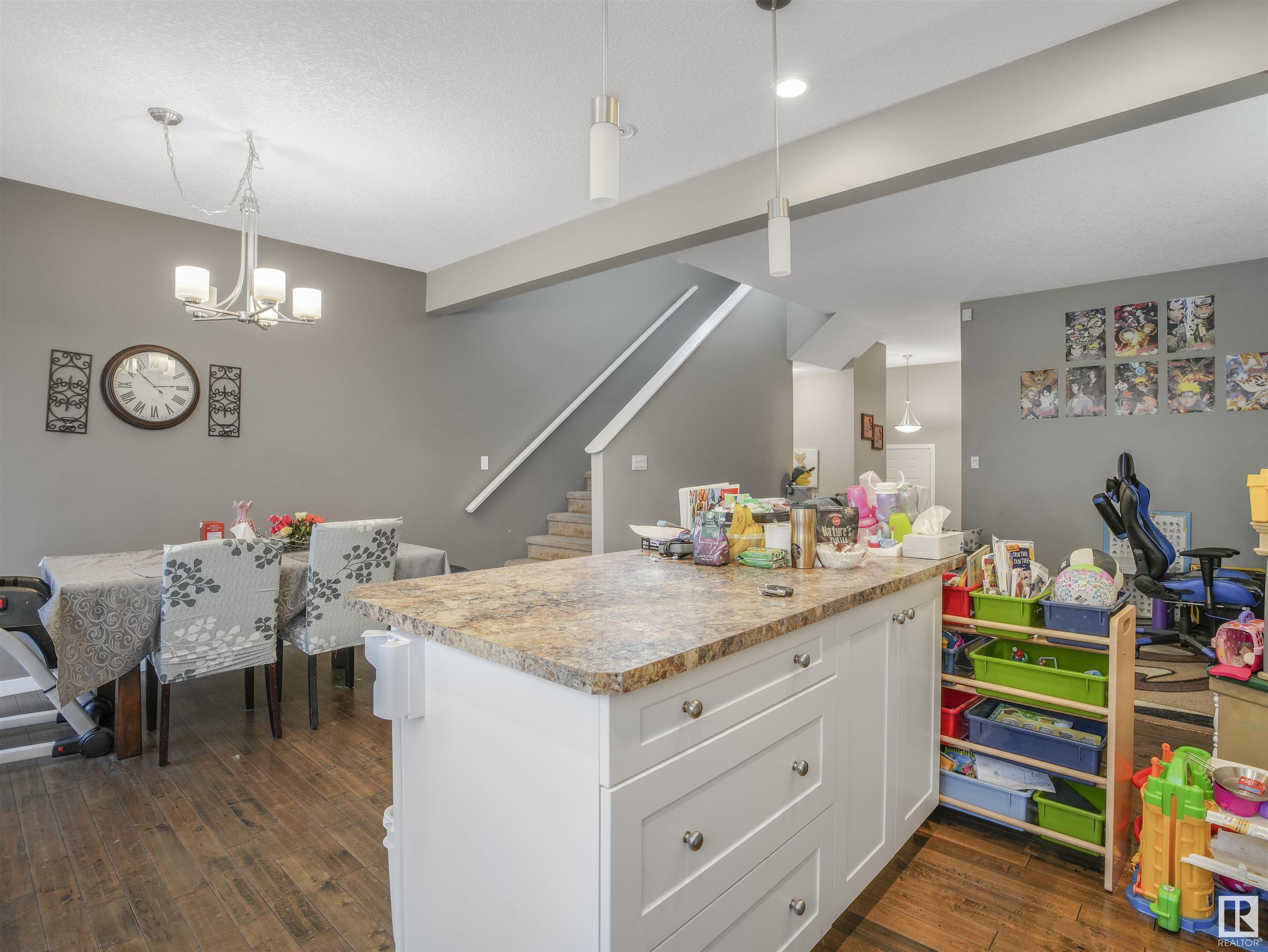 411 SIMMONDS Way