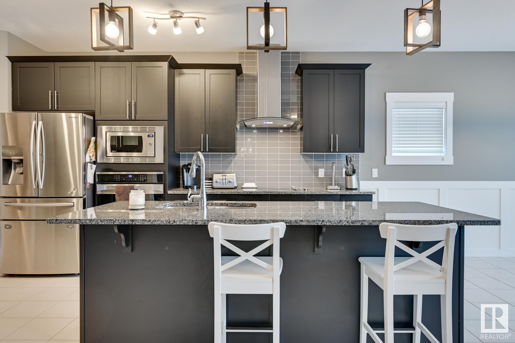 86 MEADOWLAND Way