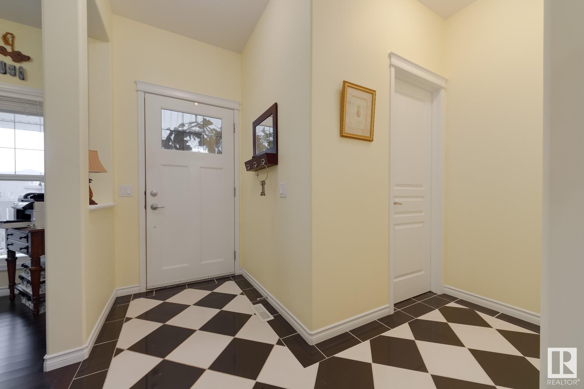 1832 CARRUTHERS Lane
