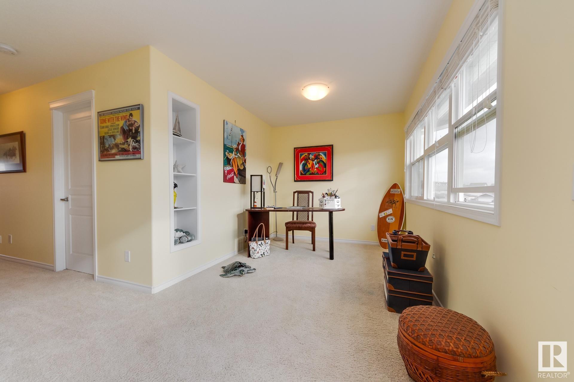 1832 CARRUTHERS Lane
