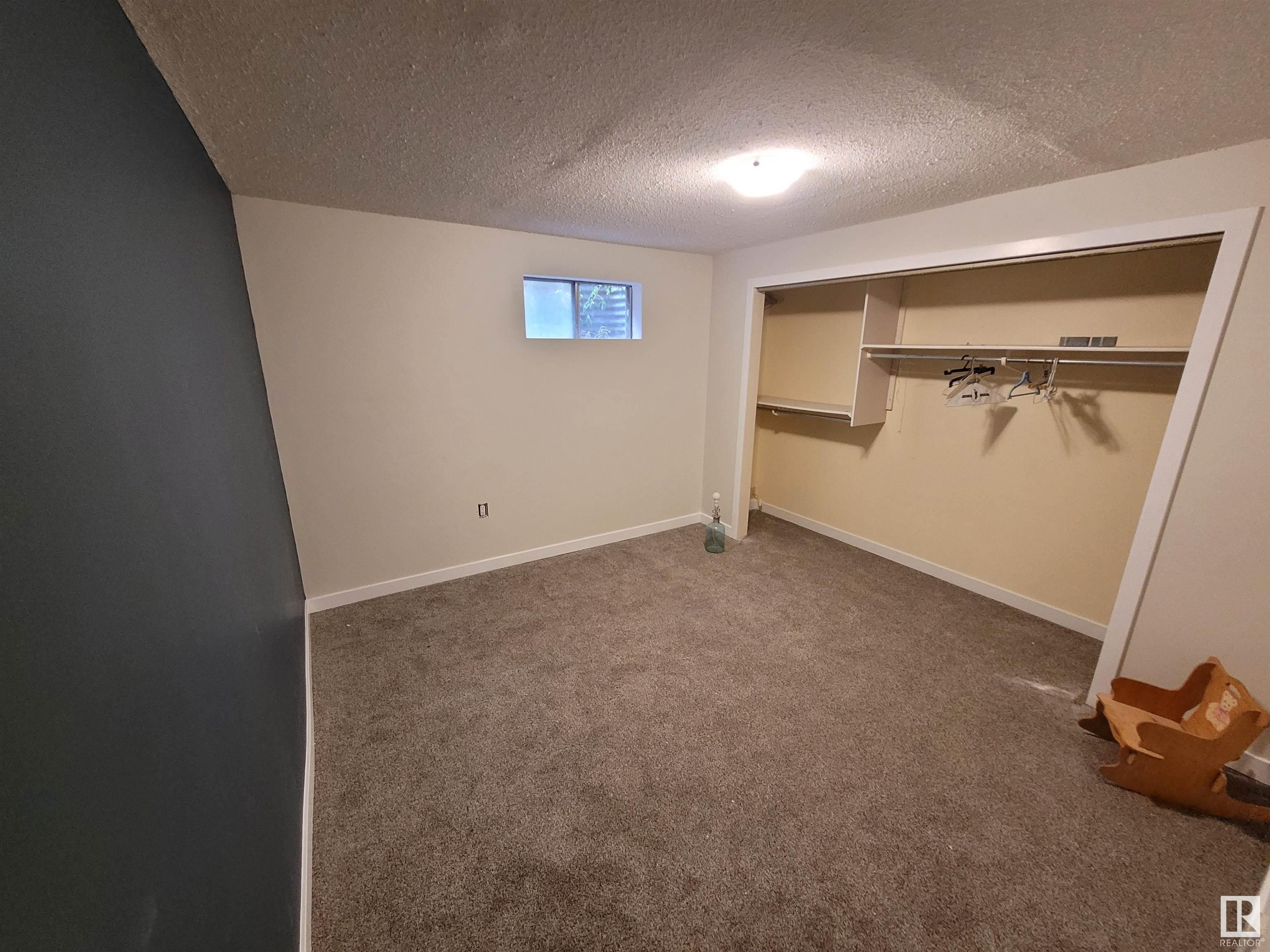 543 VICTORIA Way