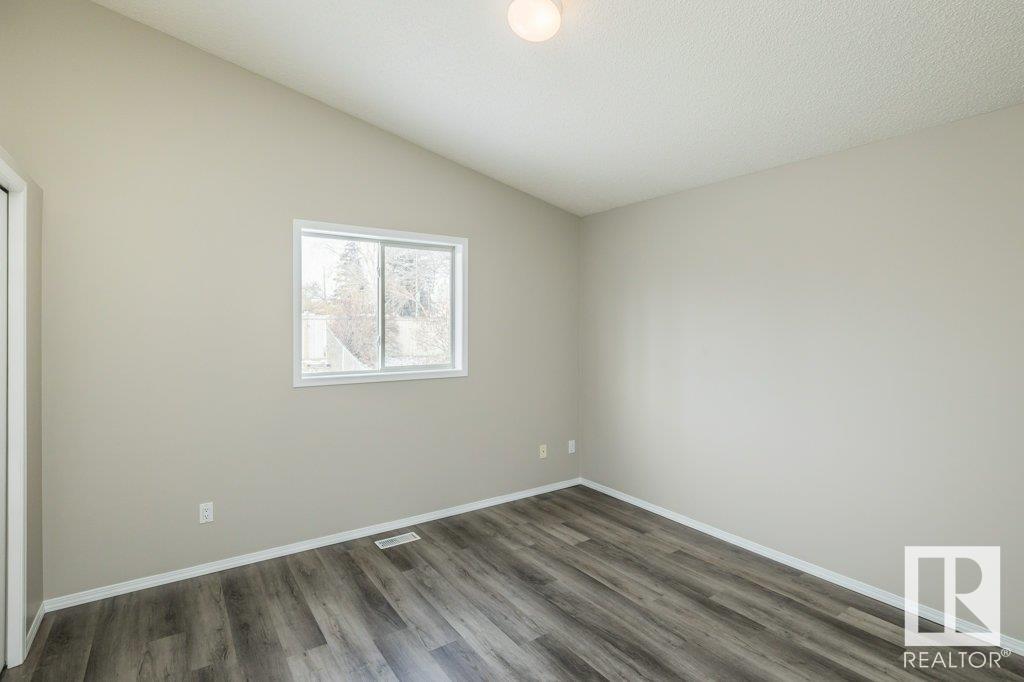 47 Landsdowne Drive