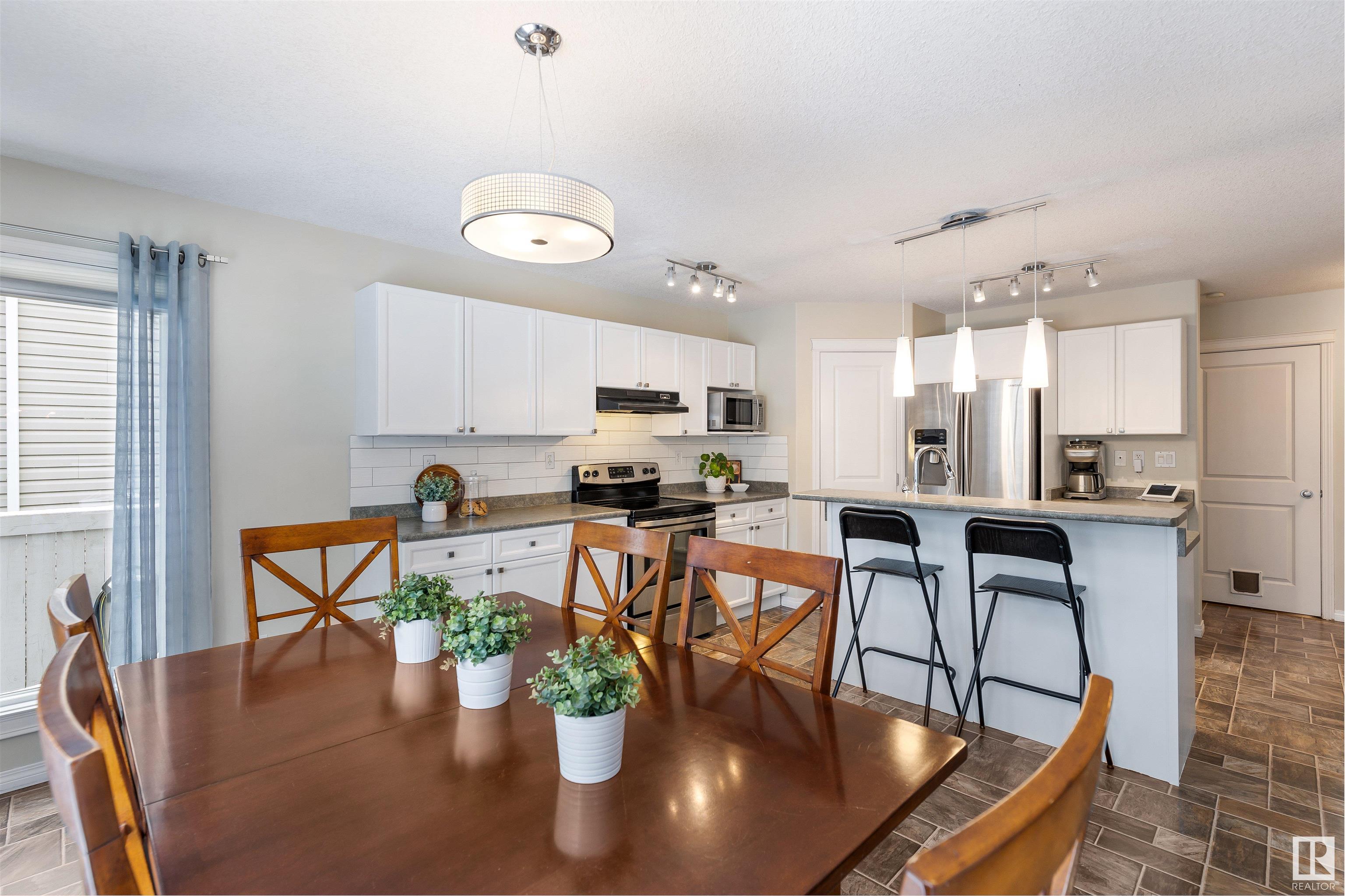 112 EASTGATE Way