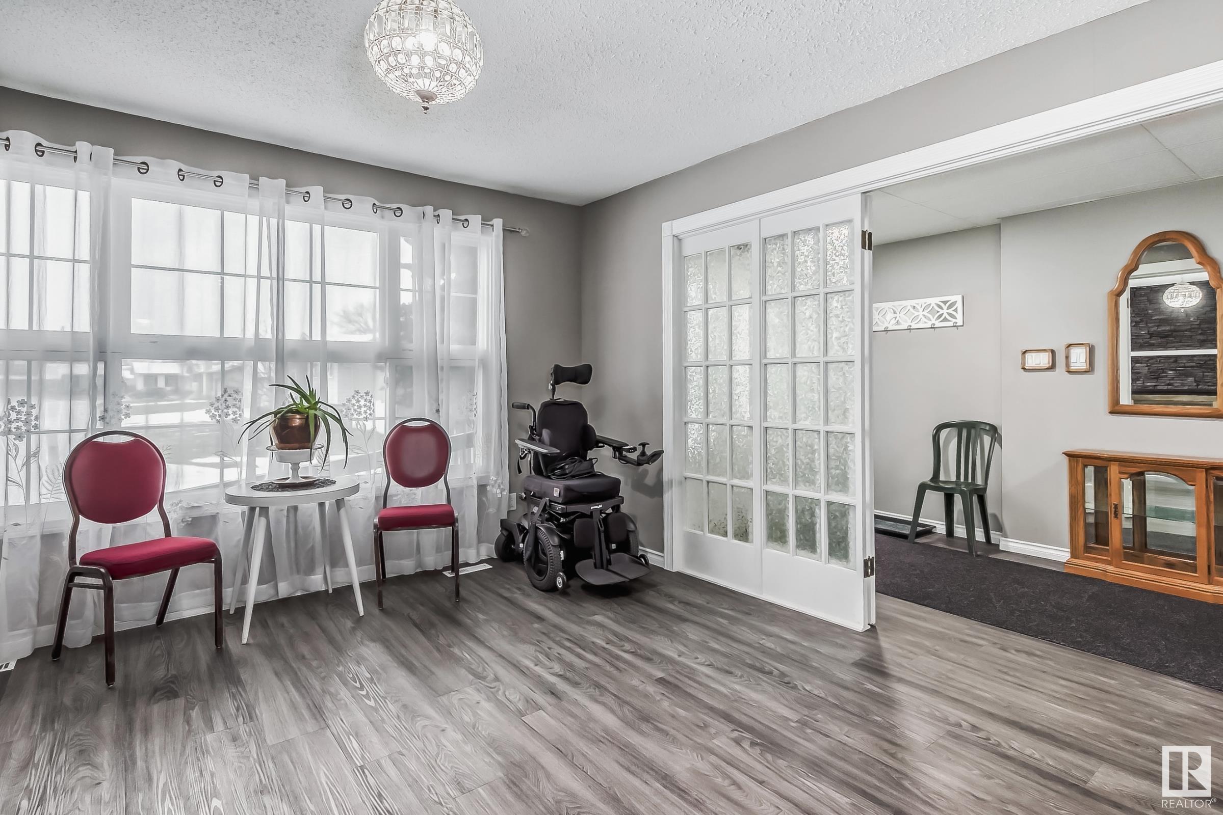 Listing E4363650 - Large Photo # 4