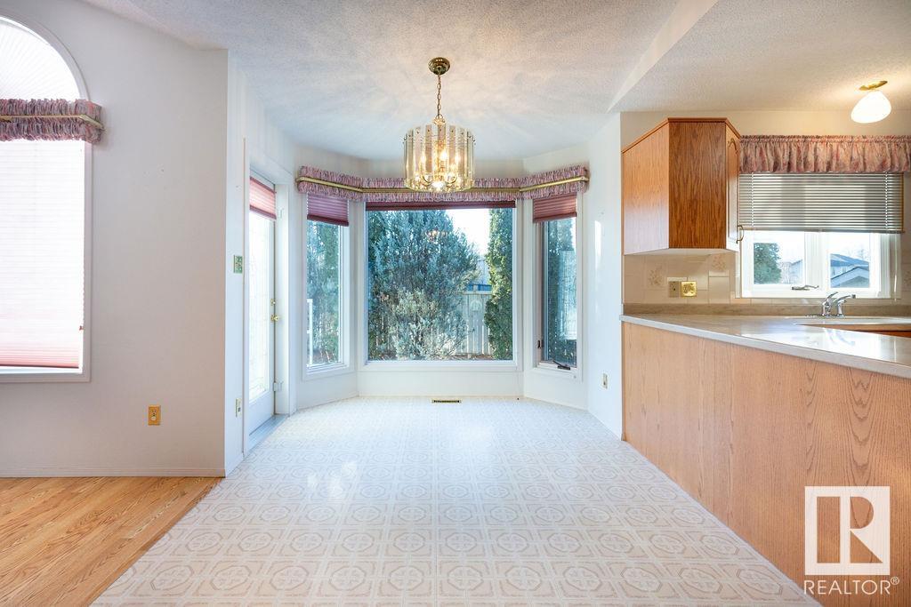 38 HEARTWOOD Lane