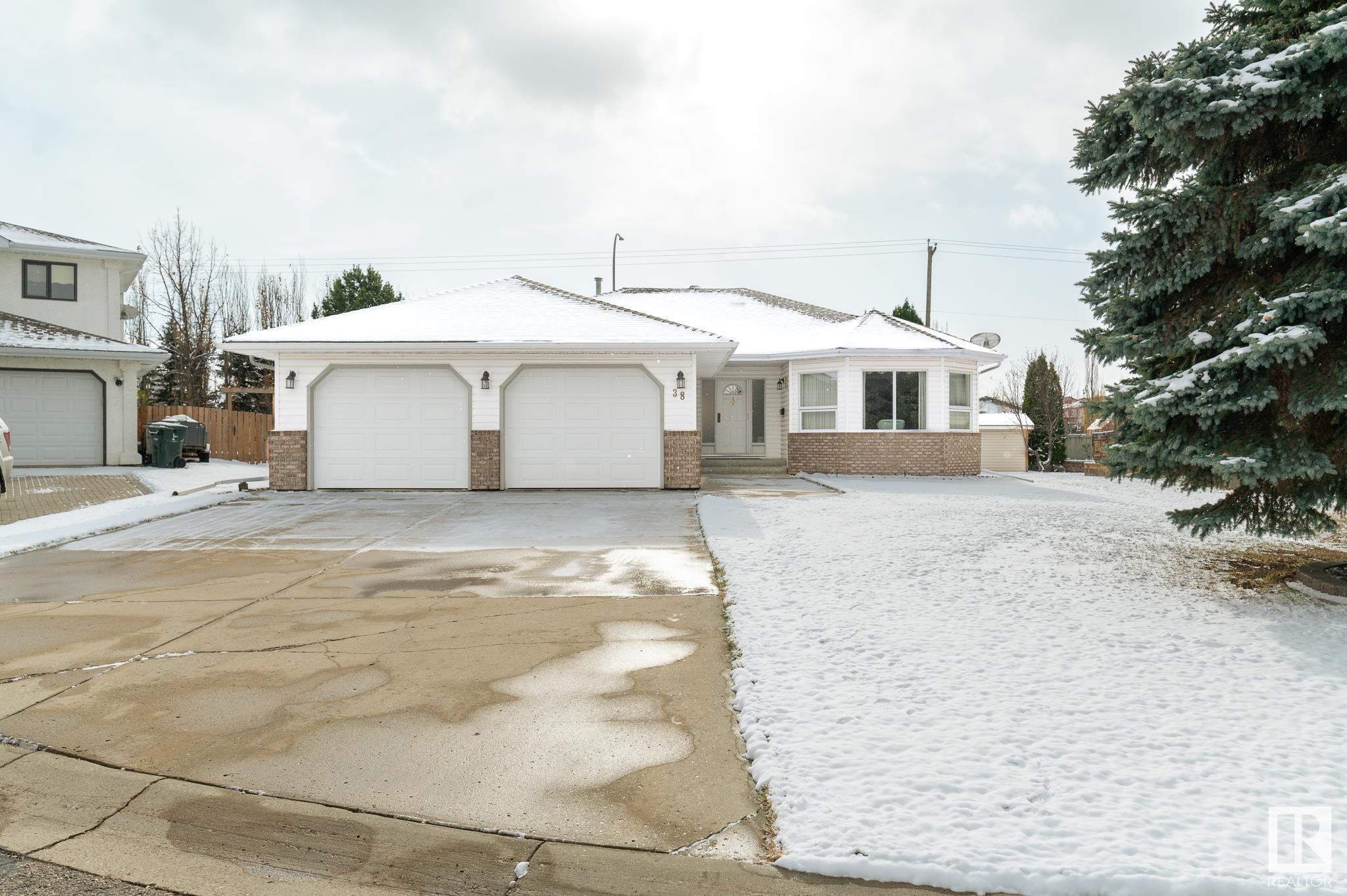 38 HEARTWOOD Lane
