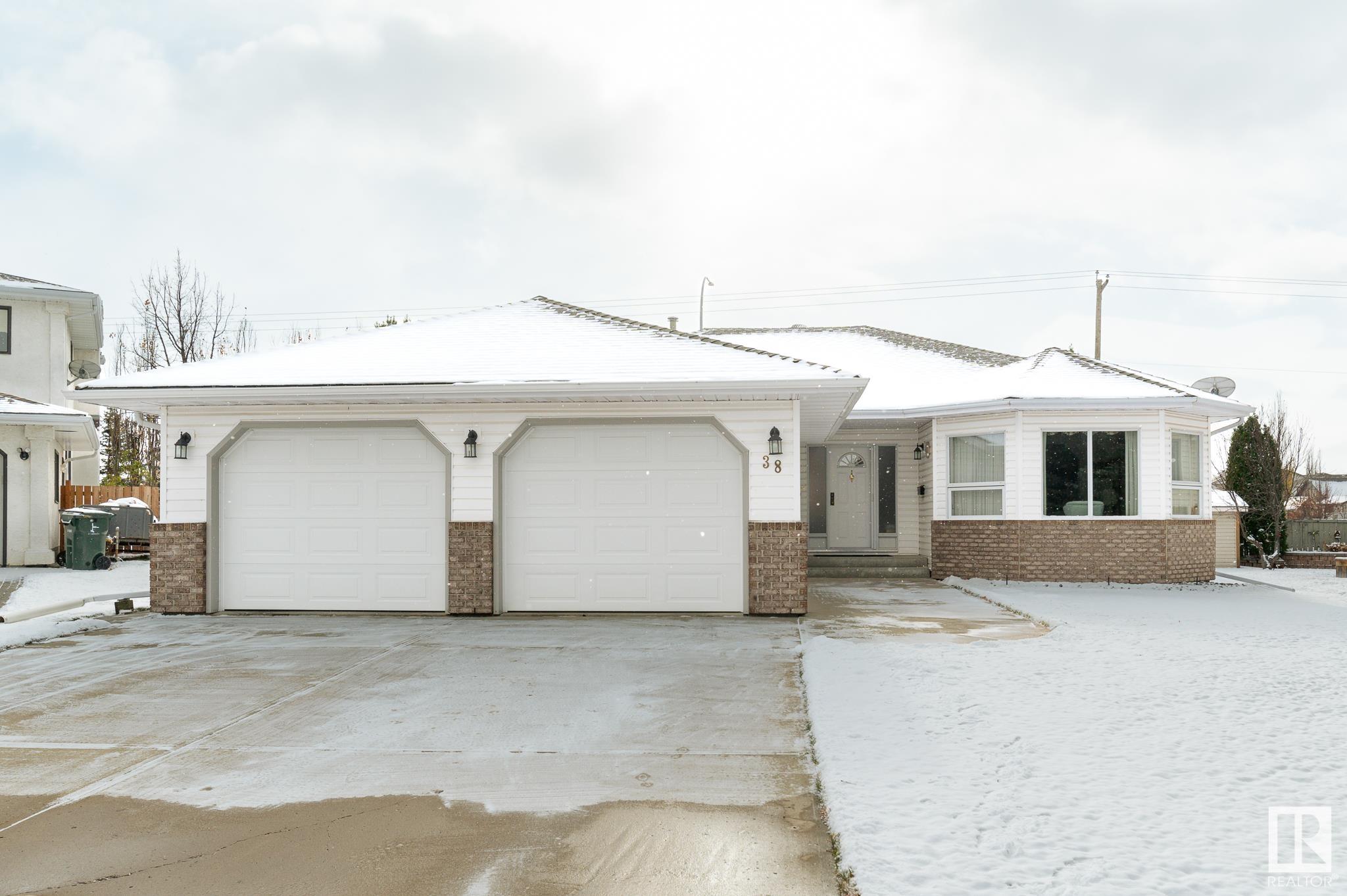 38 HEARTWOOD Lane