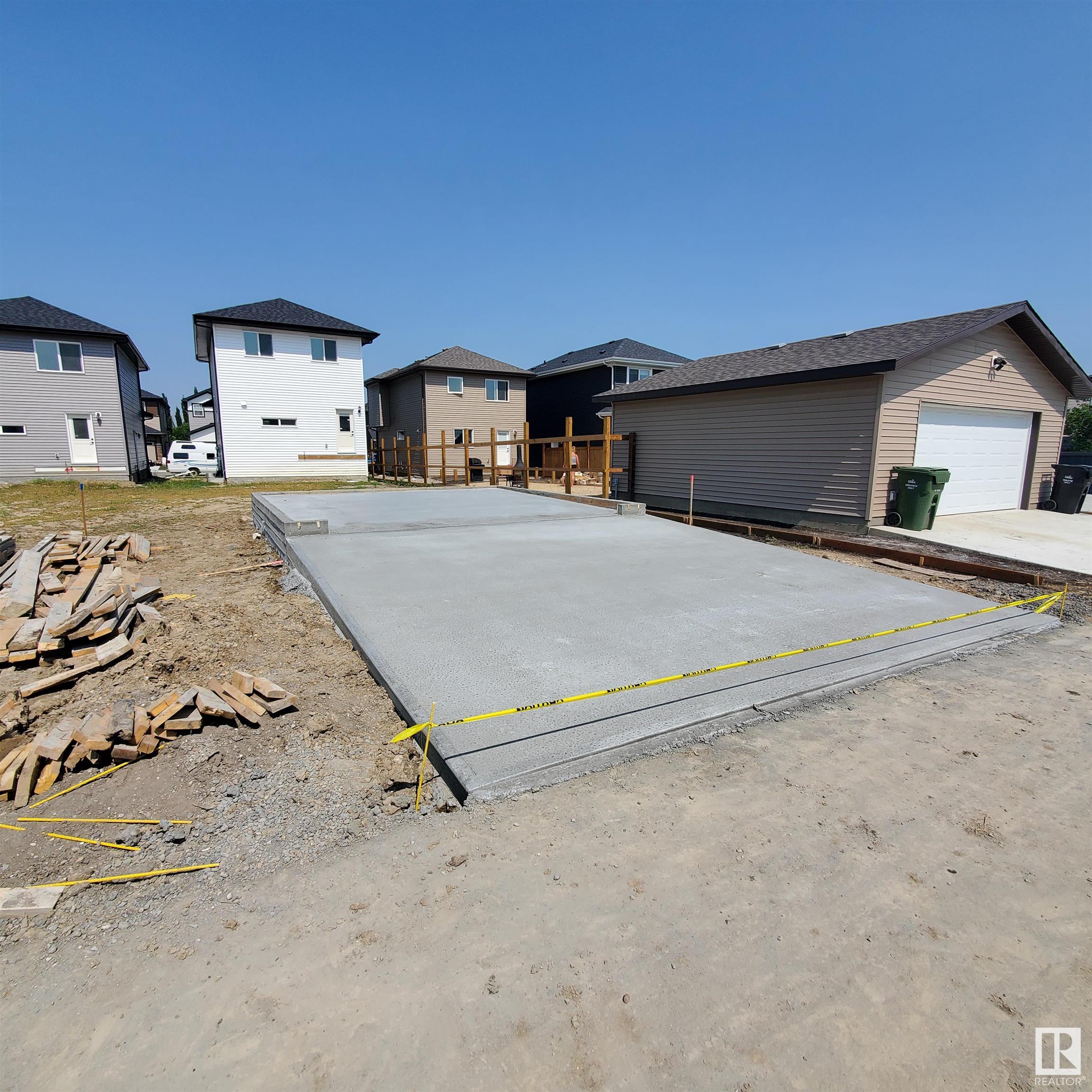 152 KIDD Crescent