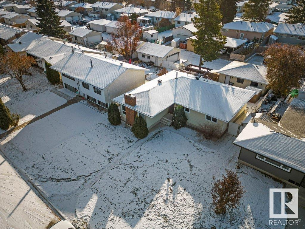 26 WEDGEWOOD Avenue