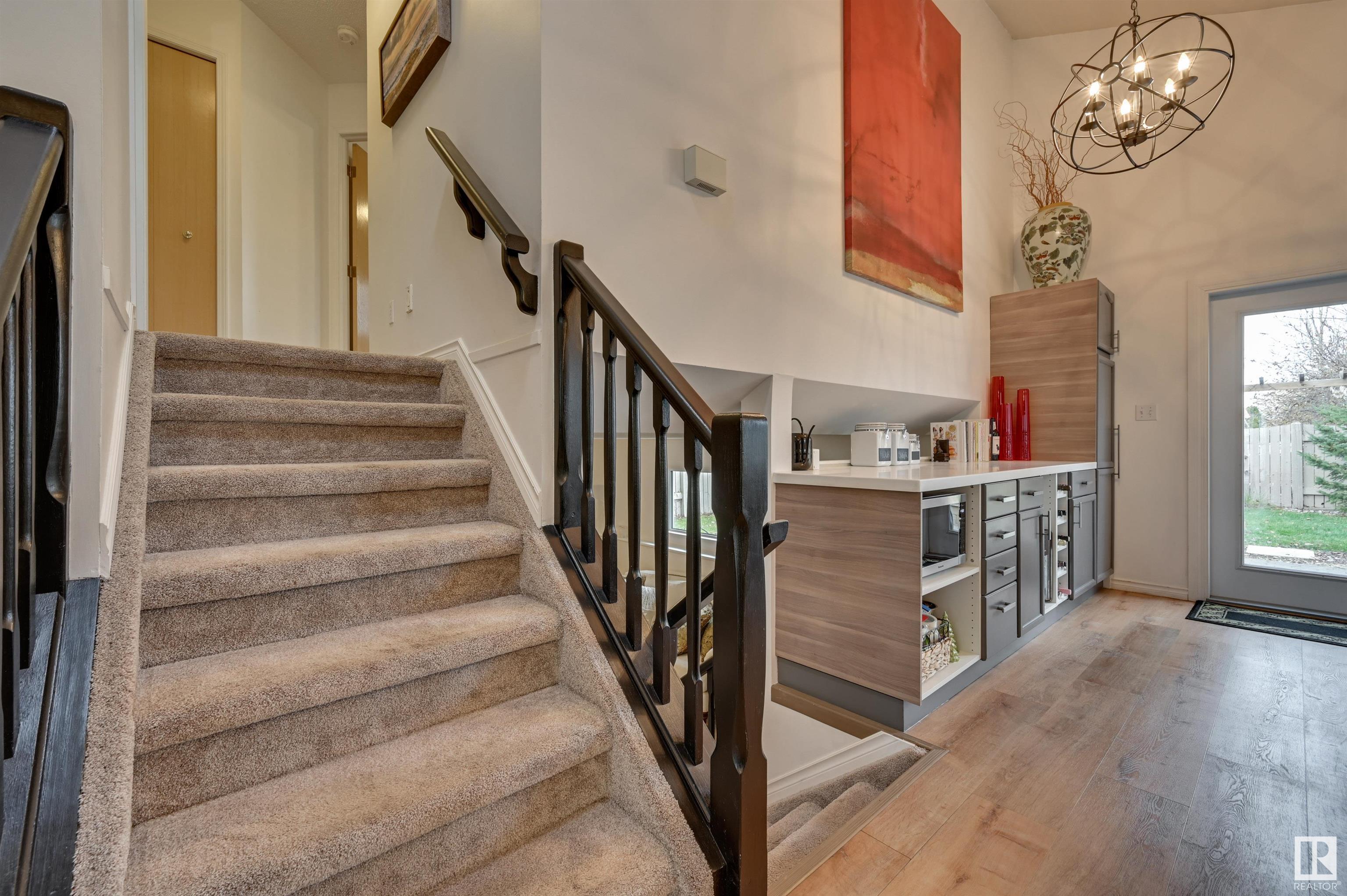 3 Desmarais Crescent