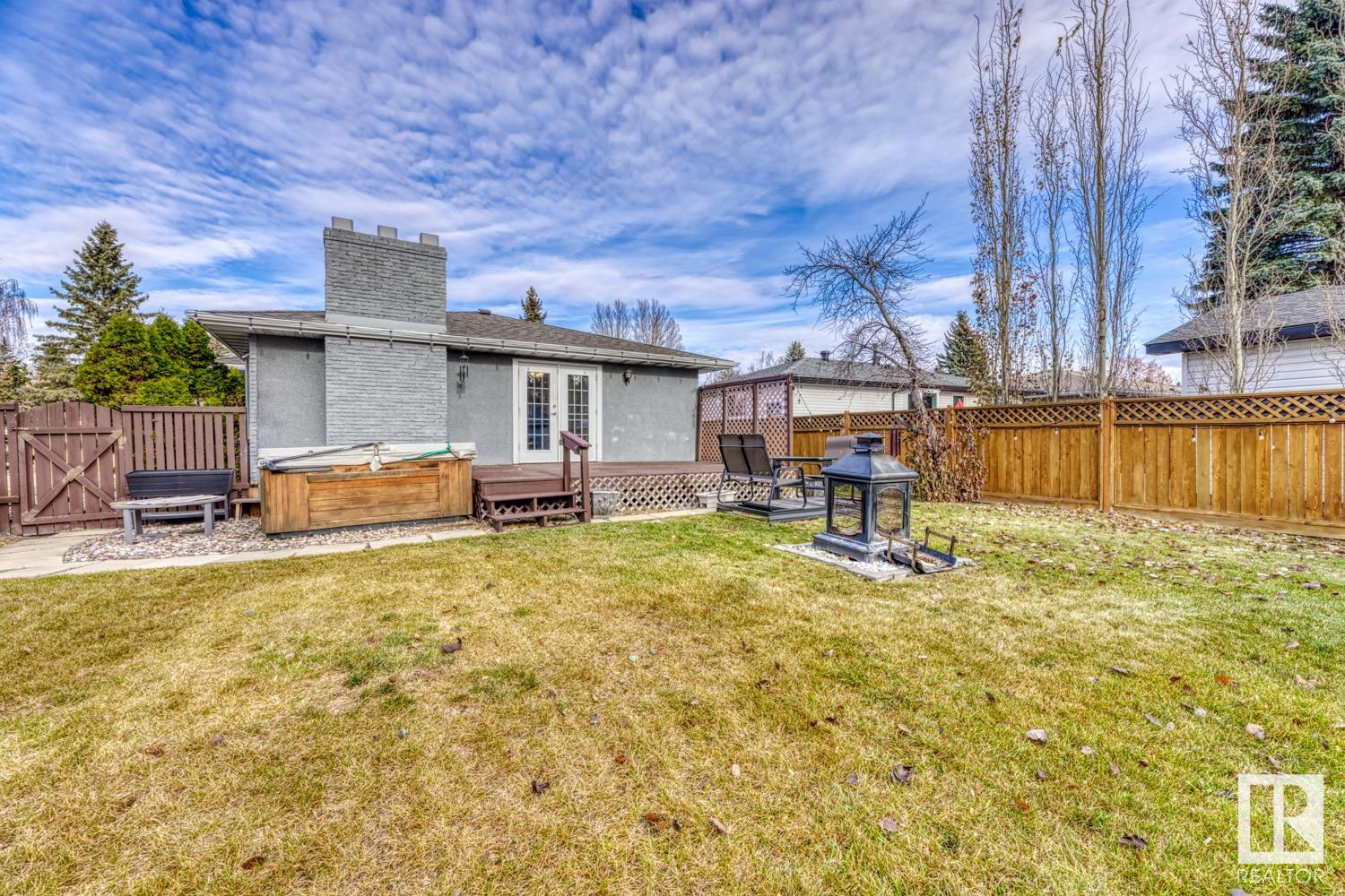 2 GROVELAND Avenue