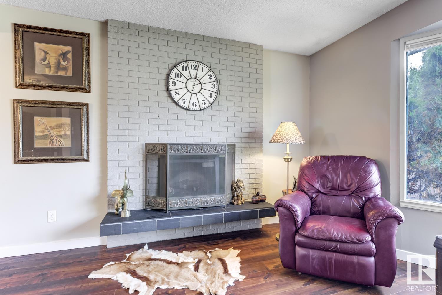 2 GROVELAND Avenue