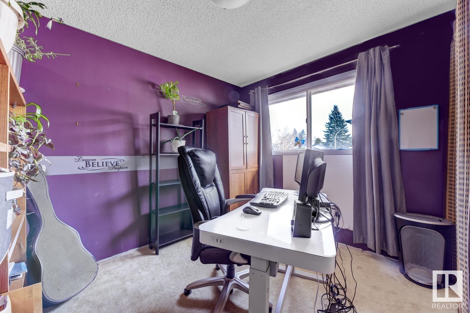 2 GROVELAND Avenue