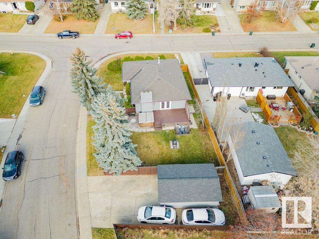 2 GROVELAND Avenue