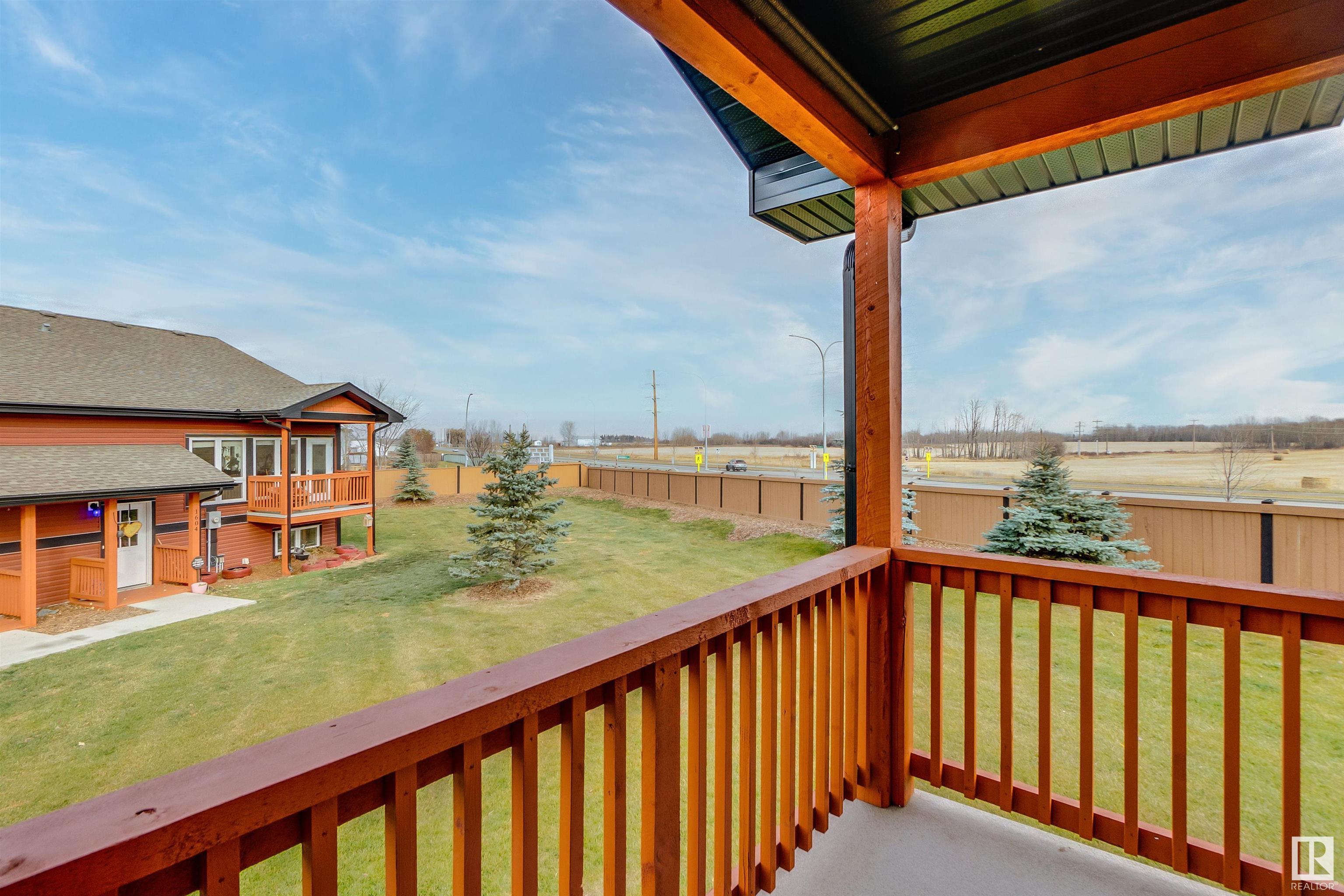 1502 GRAYBRIAR Green