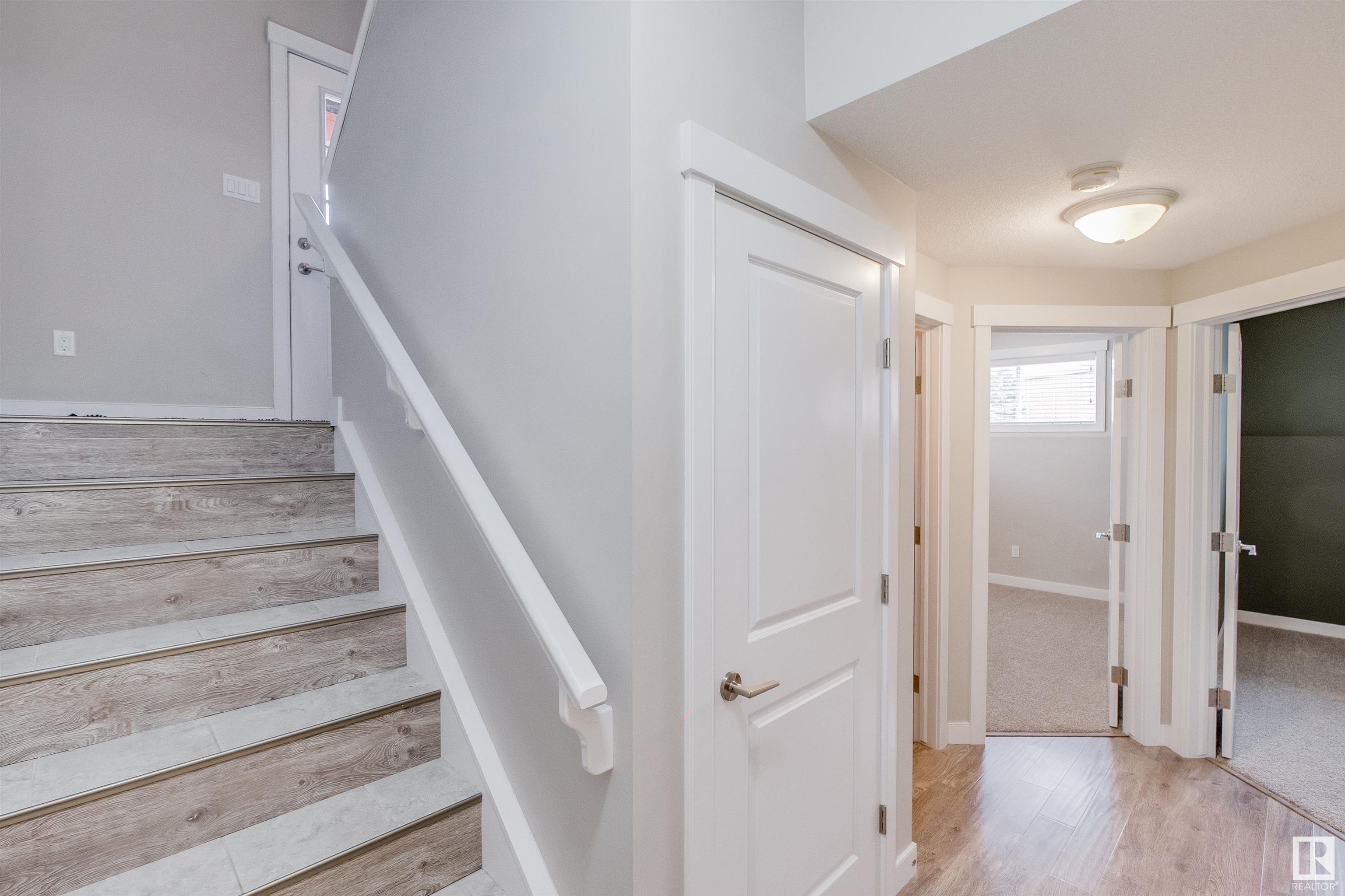 1502 GRAYBRIAR Green