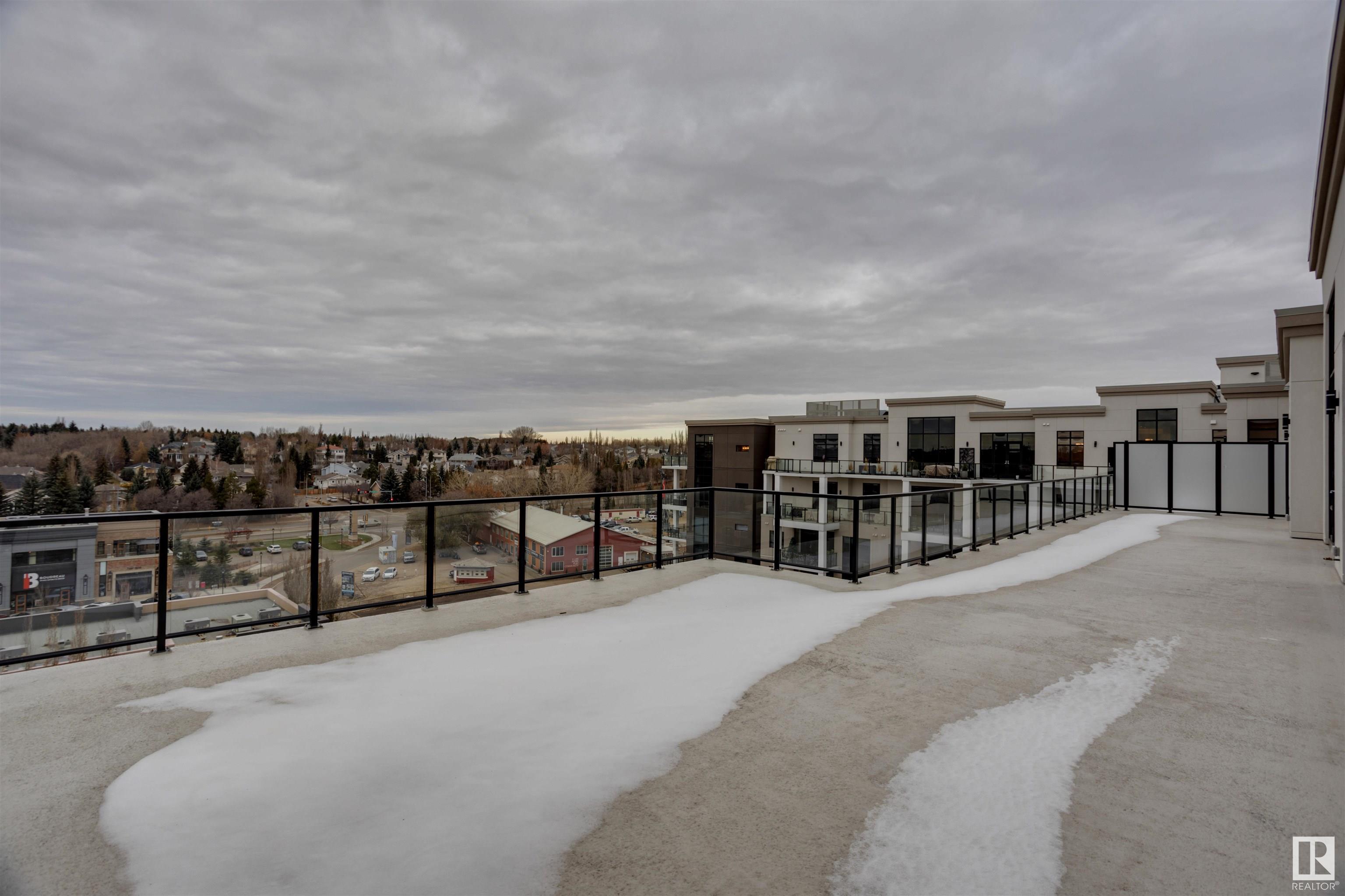 1030 200 BELLEROSE Drive