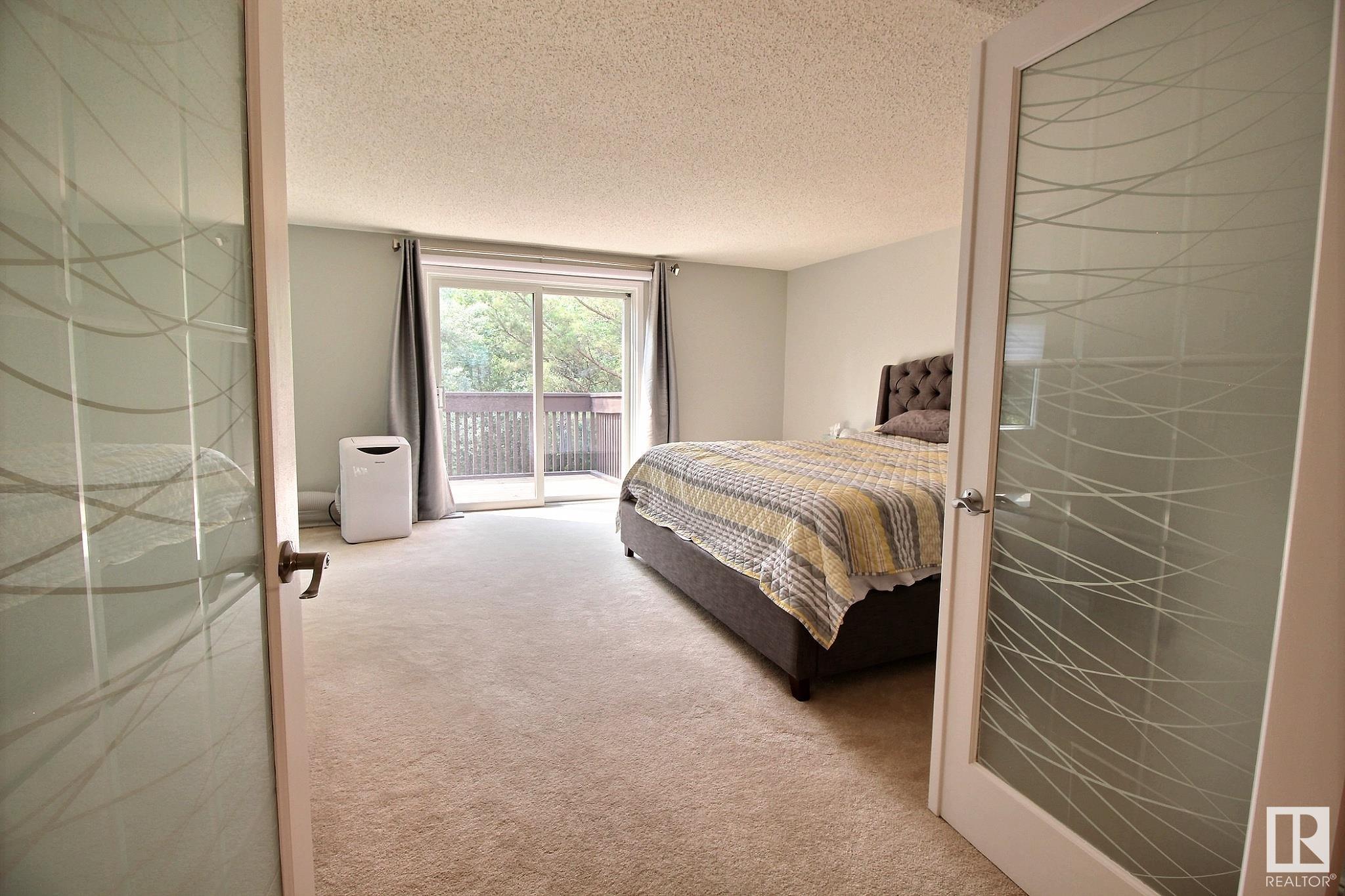 649 WOODBRIDGE Way