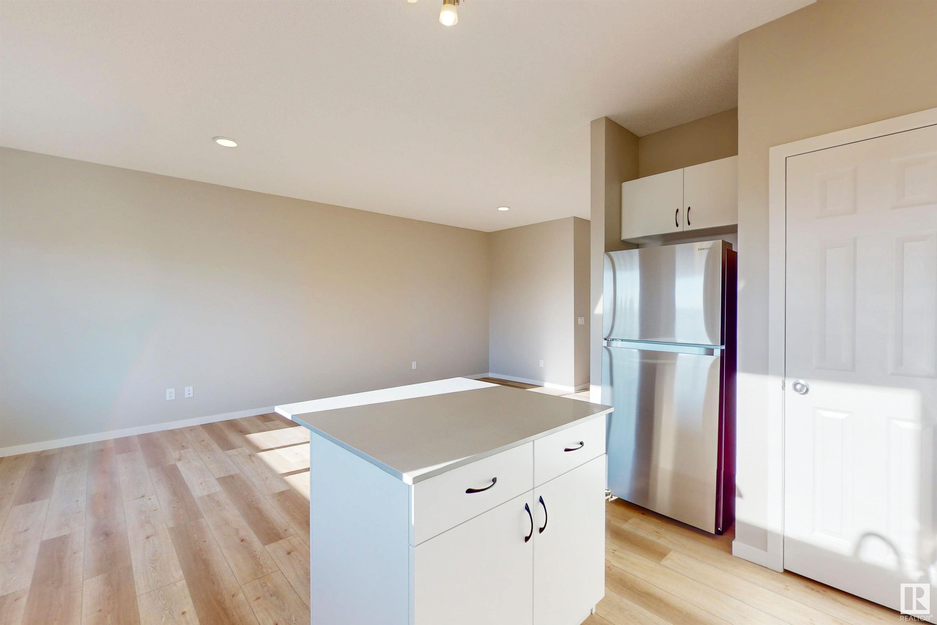 9525 CARSON Bend
