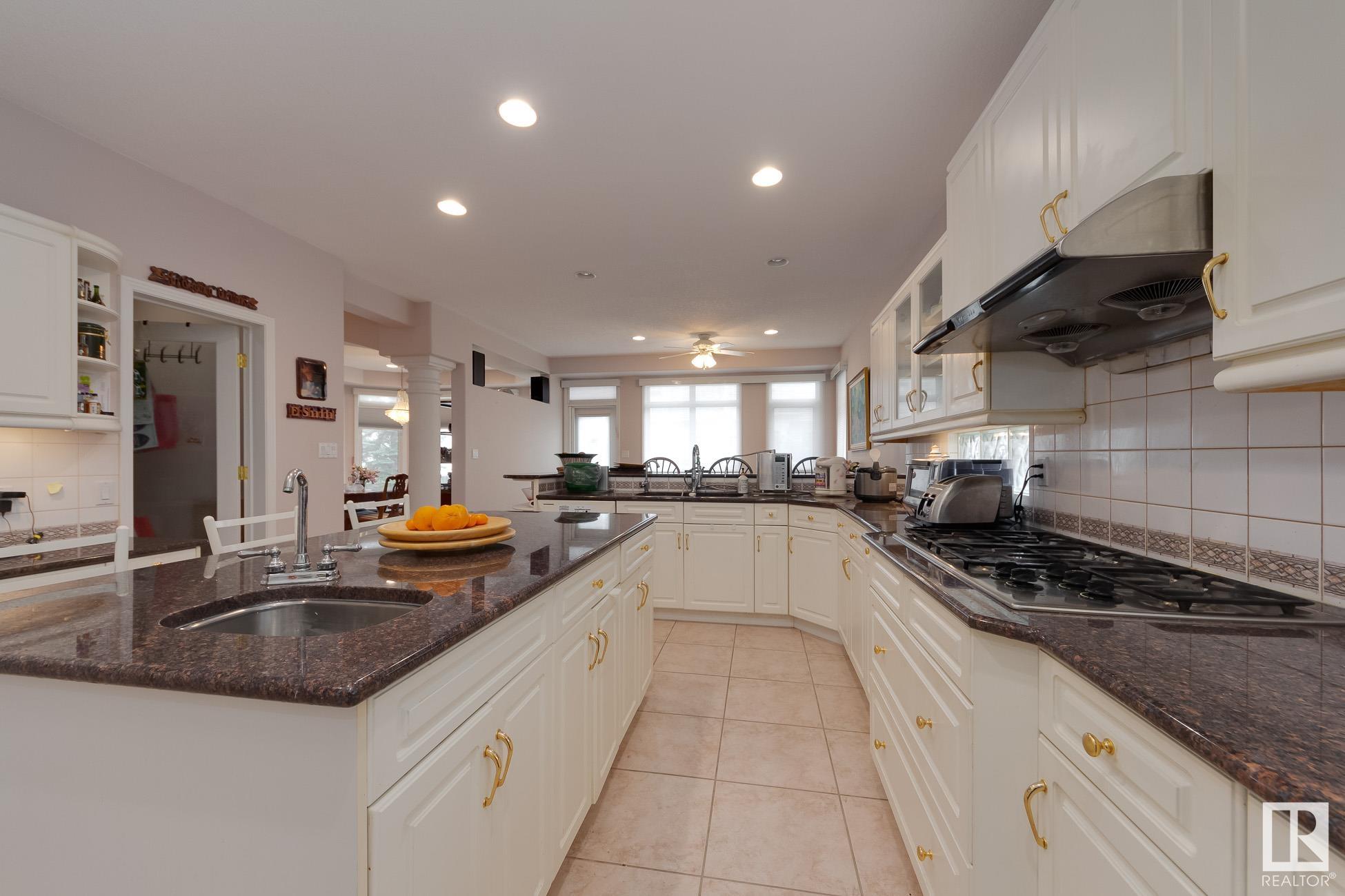 477 HEFFERNAN Drive
