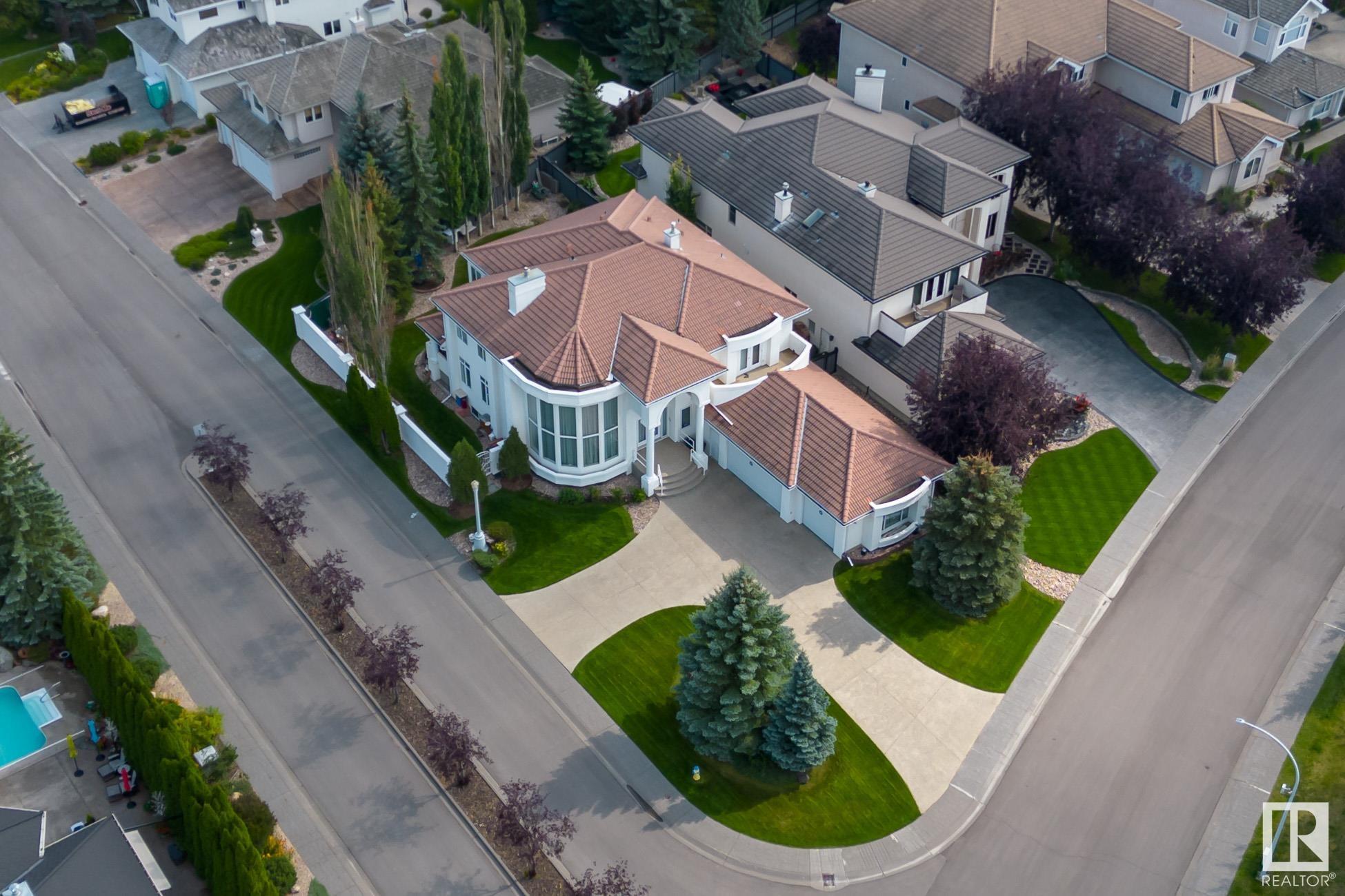 477 HEFFERNAN Drive