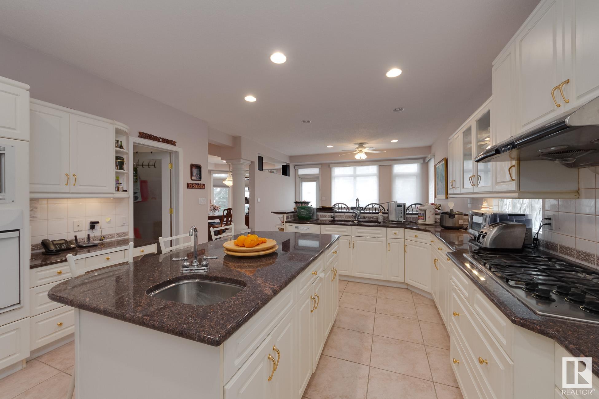 477 HEFFERNAN Drive