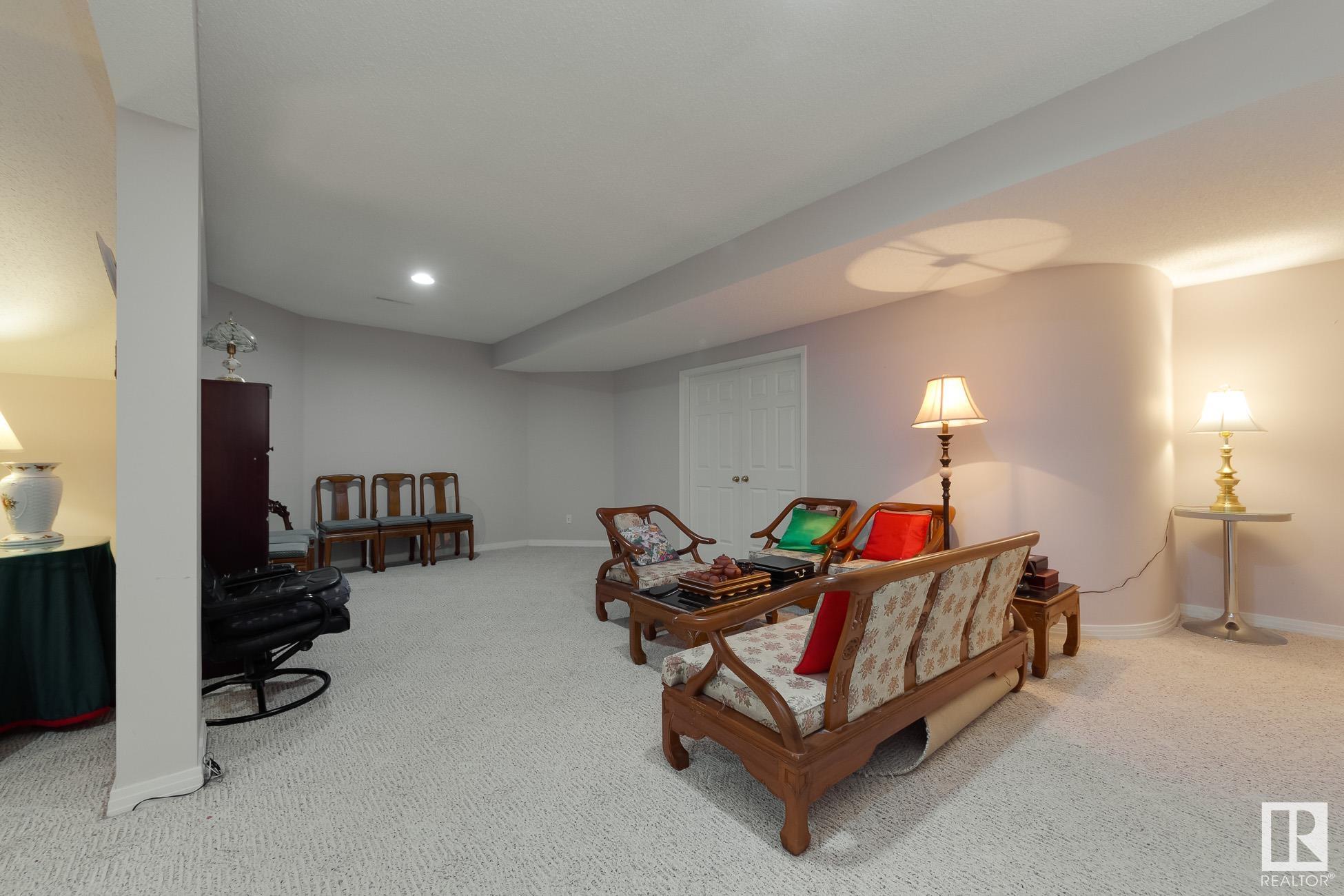 477 HEFFERNAN Drive