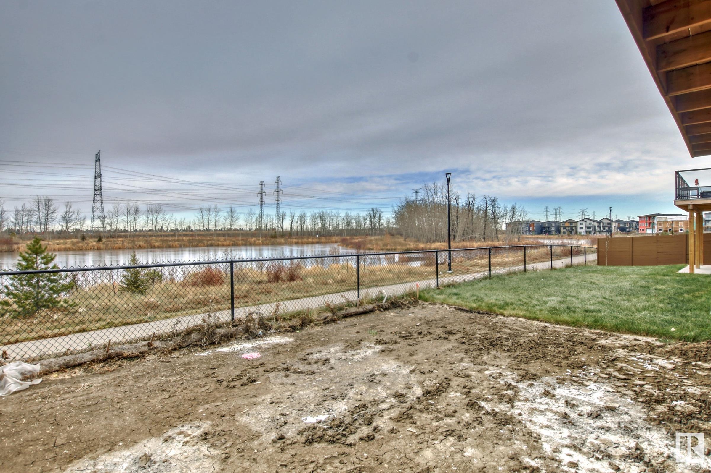 4024 3 Ave SW
